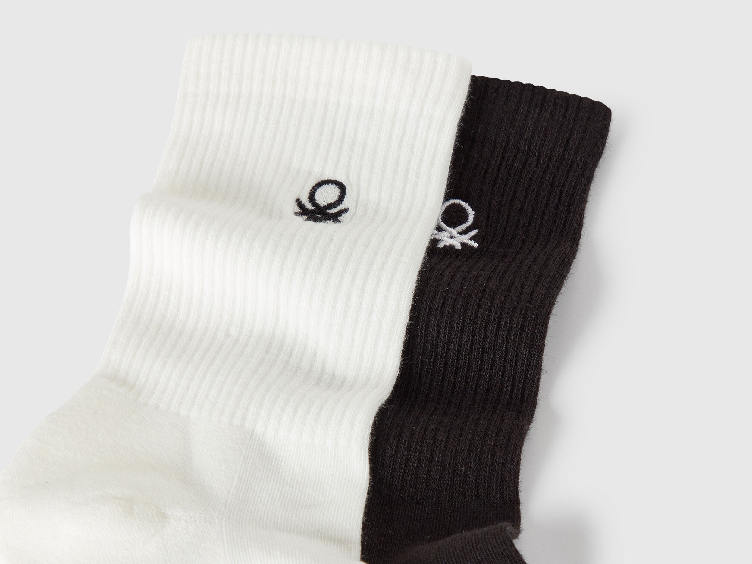 Benetton_Multi-Color_Set of Athletic Socks_6AO50702A_912_02