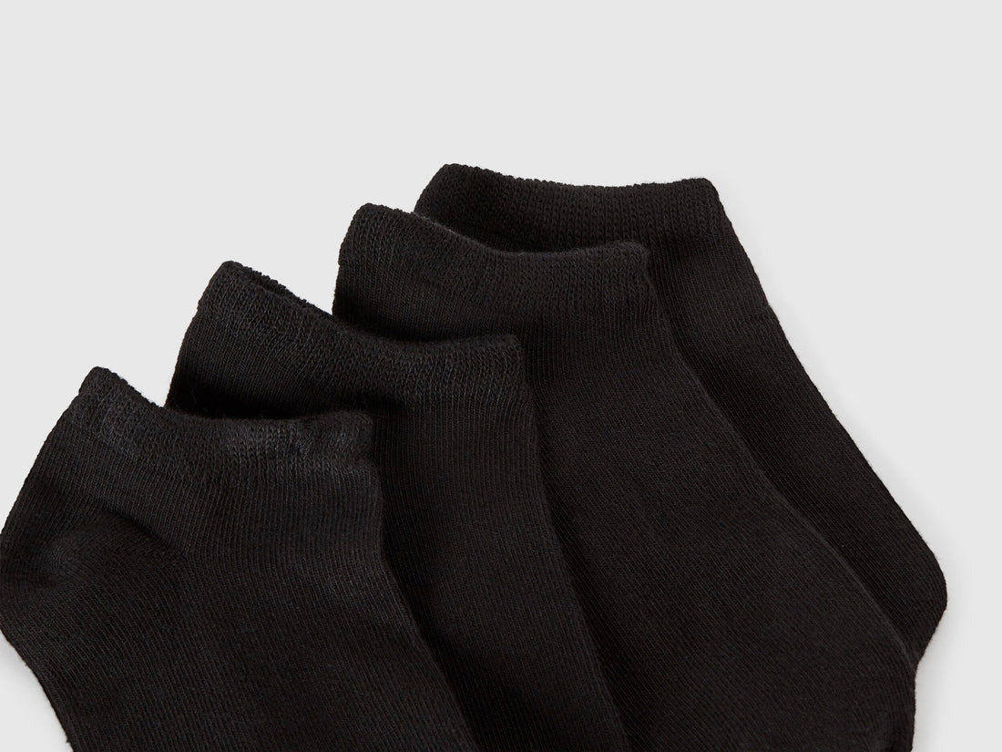 Beneton_Four Pairs of Short Socks_6GRD07024_903_02