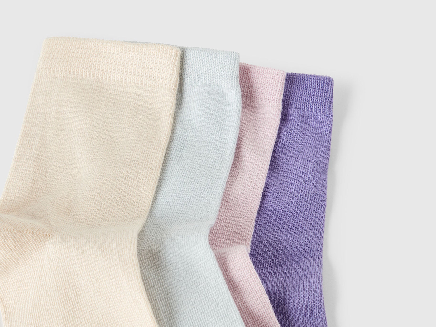 Benetton_Four Pairs of Socks in Organic Stretch Cotton_6GRD07028_922_02