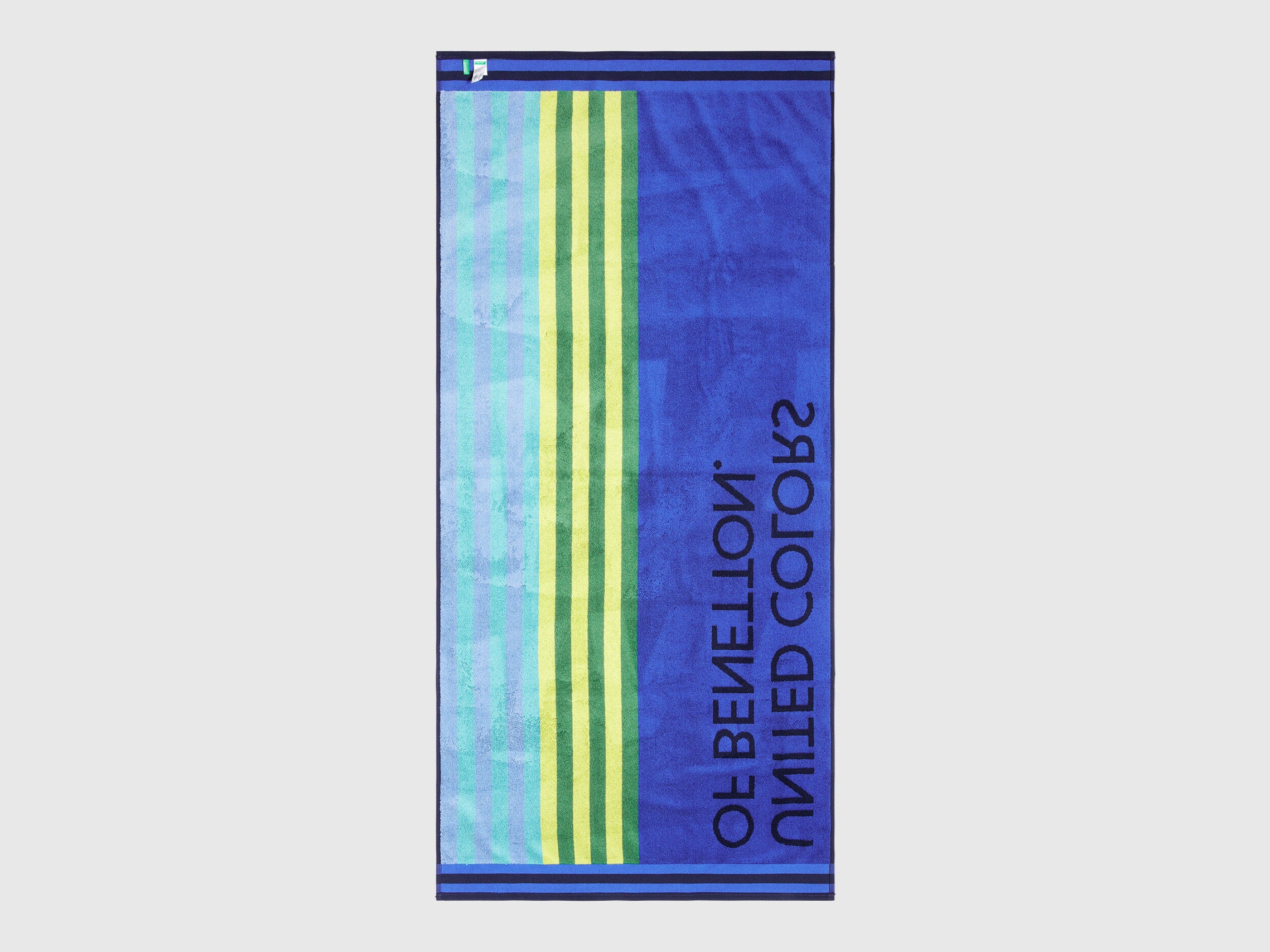 Benetton_Striped Beach Towel_6H0Q0800Q_903_02