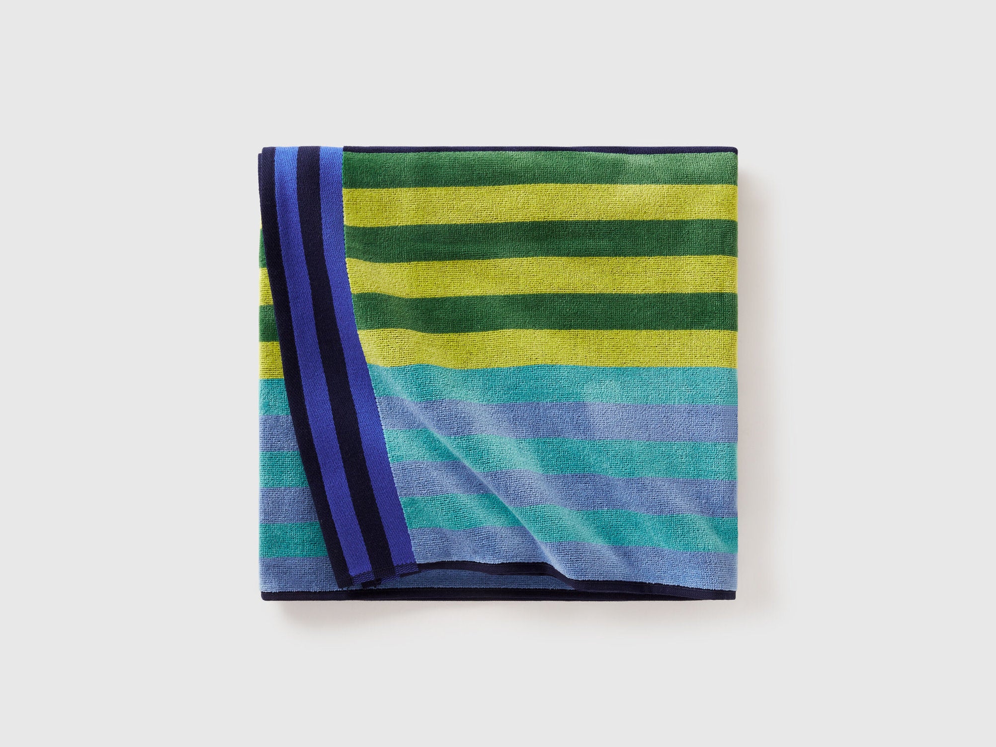 Benetton_Striped Beach Towel_6H0Q0800Q_903_03