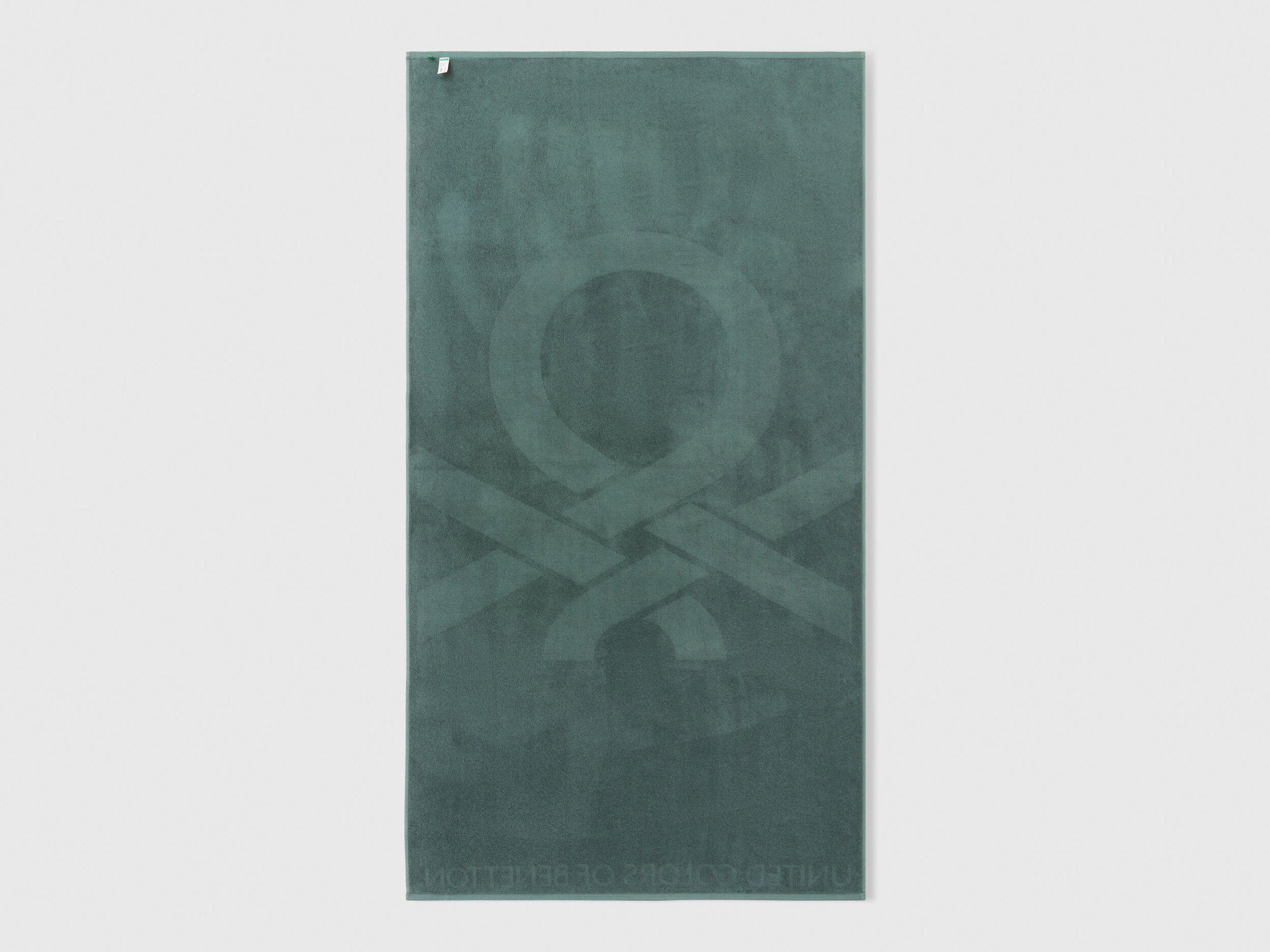 Benetton_Beach Towel_6H832801A_26U_02