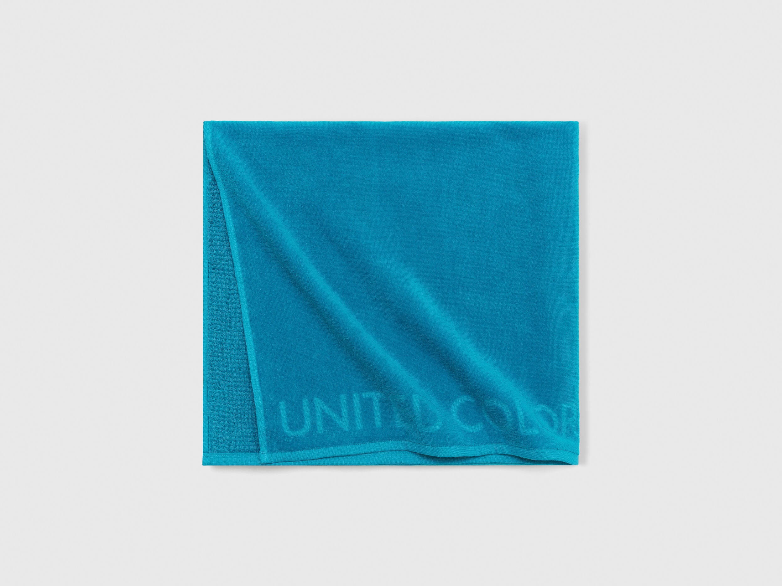 Benetton_Beach Towel_6H832801A_33C_03