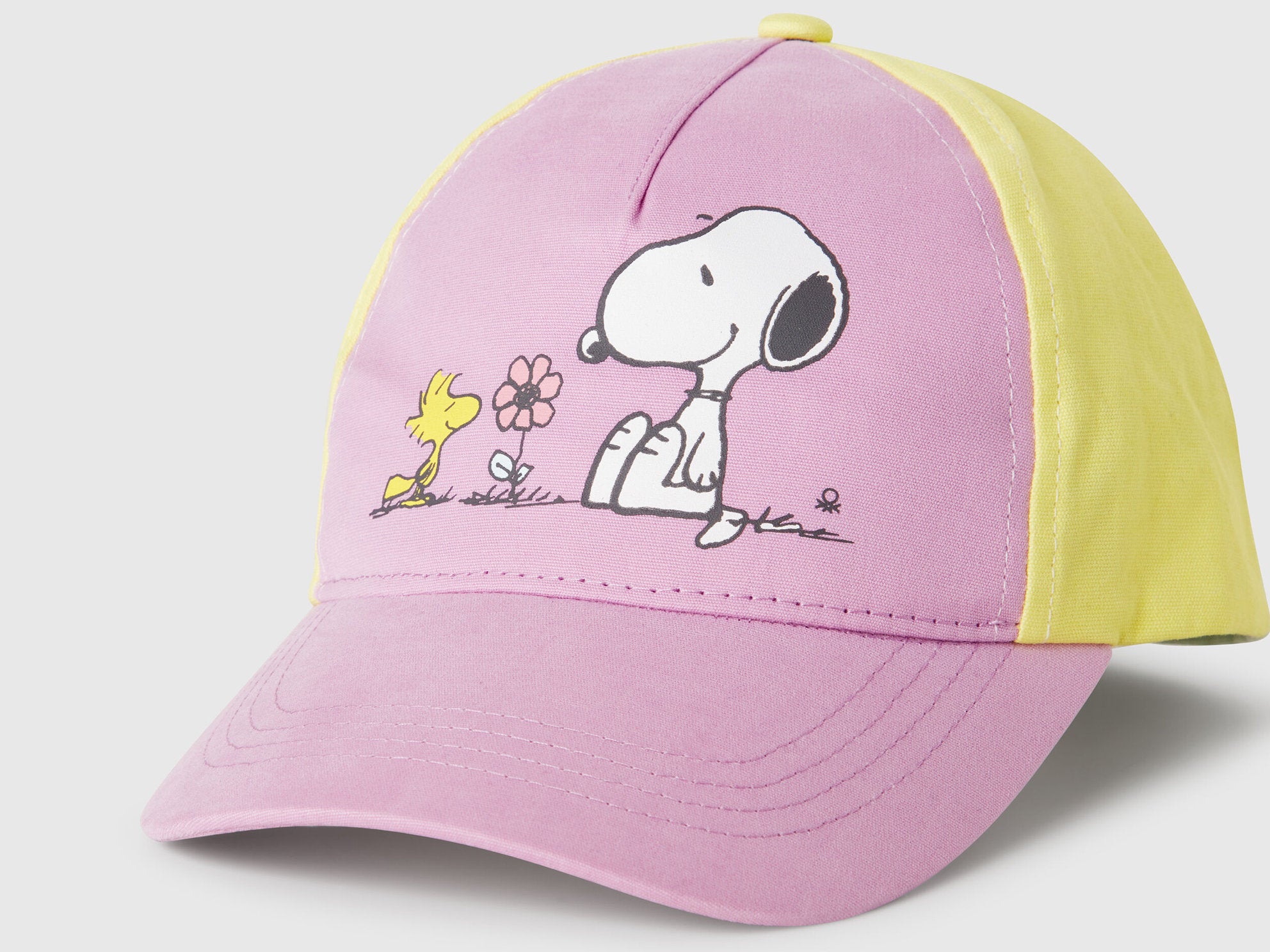 Benetton_Snoopy ©Peanuts Cap_6LDDGA01B_07W_03