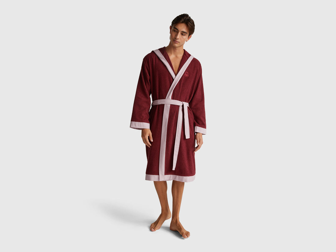 Benetton_Burgundy_Robe with Logo_6ORD2801R_901_01
