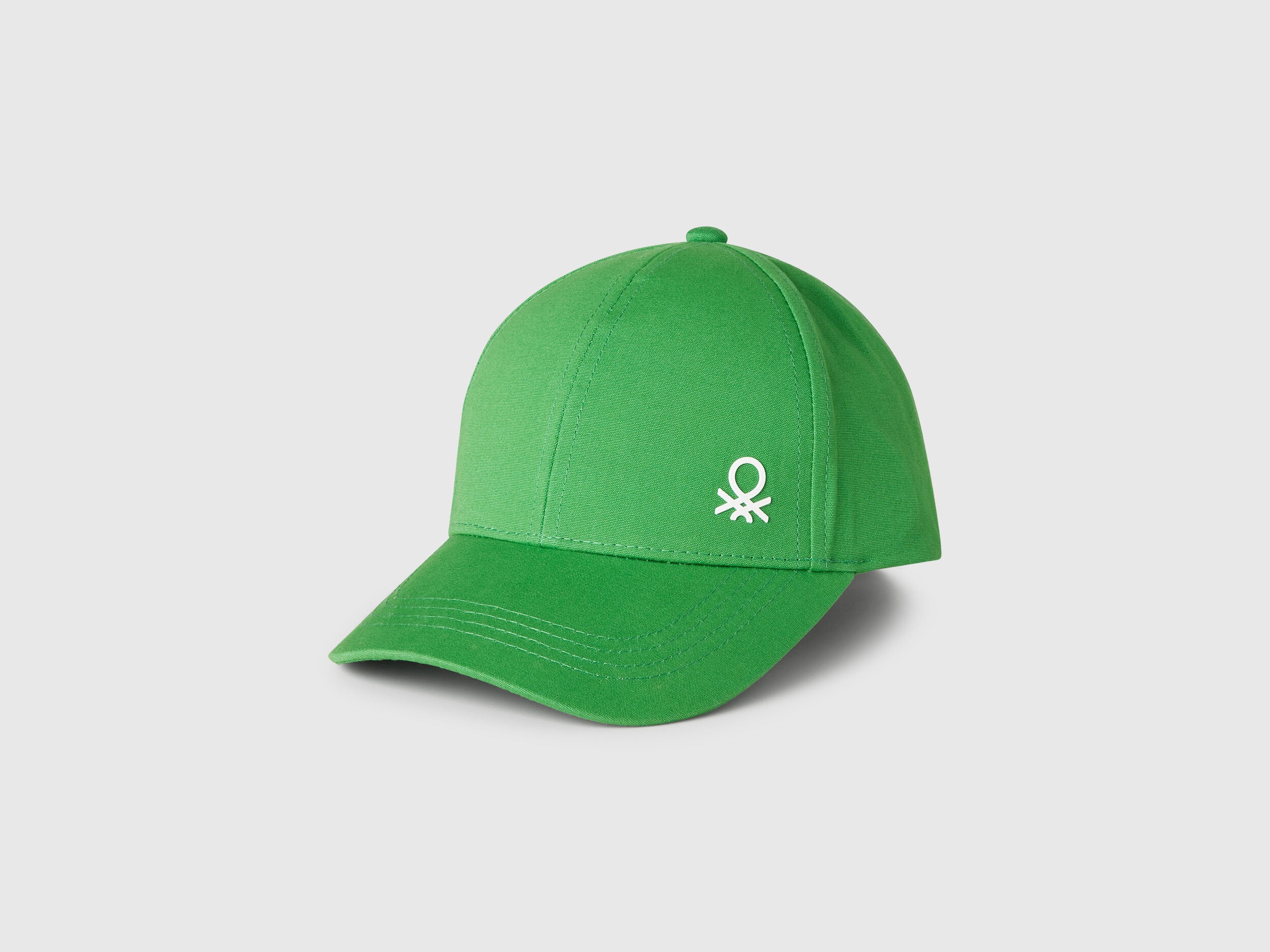 Benetton_Cotton Cap with Logo_6YCTGA012_2P7_01