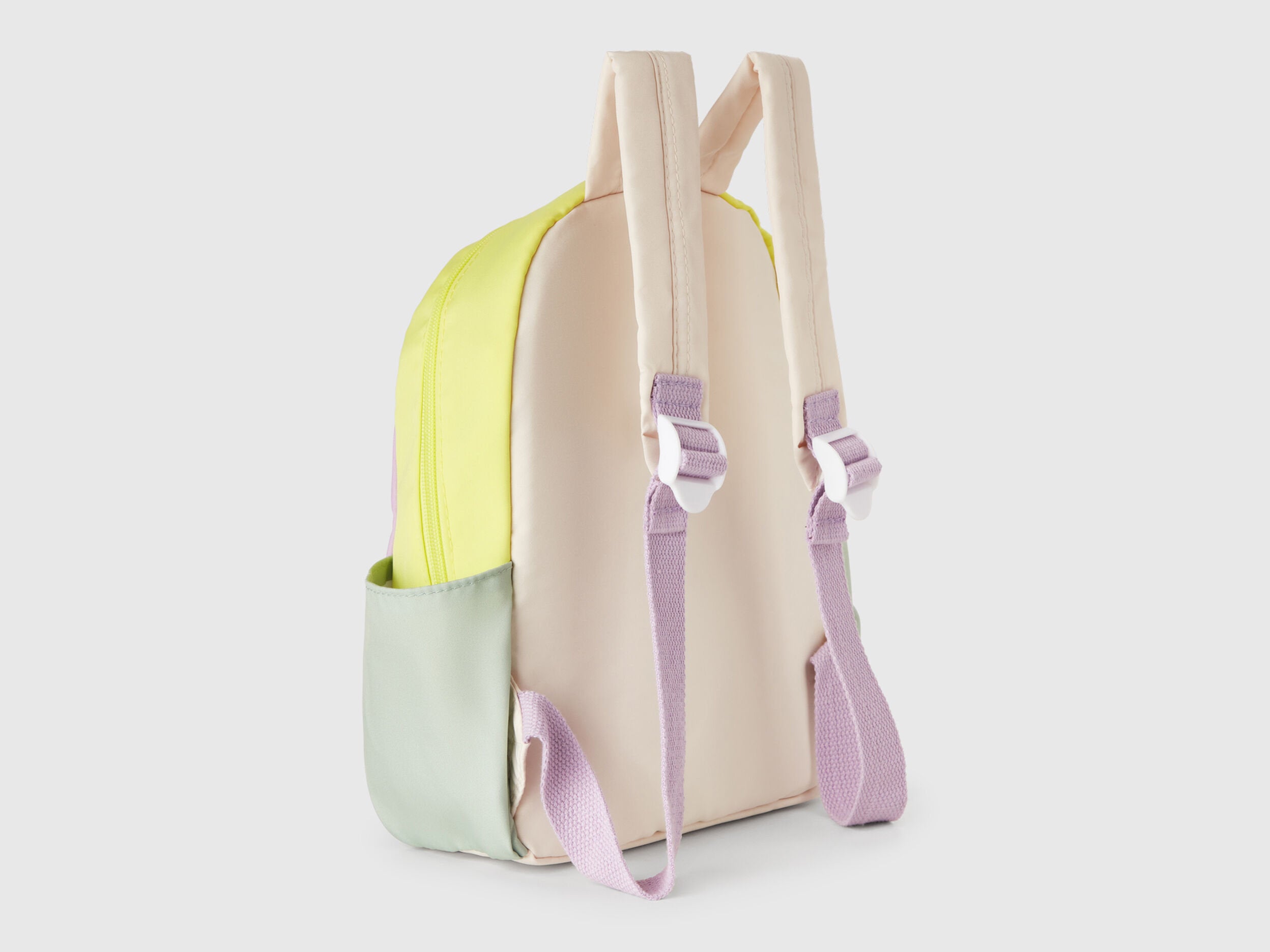 Benetton_Snoopy ©Peanuts Backpack_6YLQGY00N_07W_02