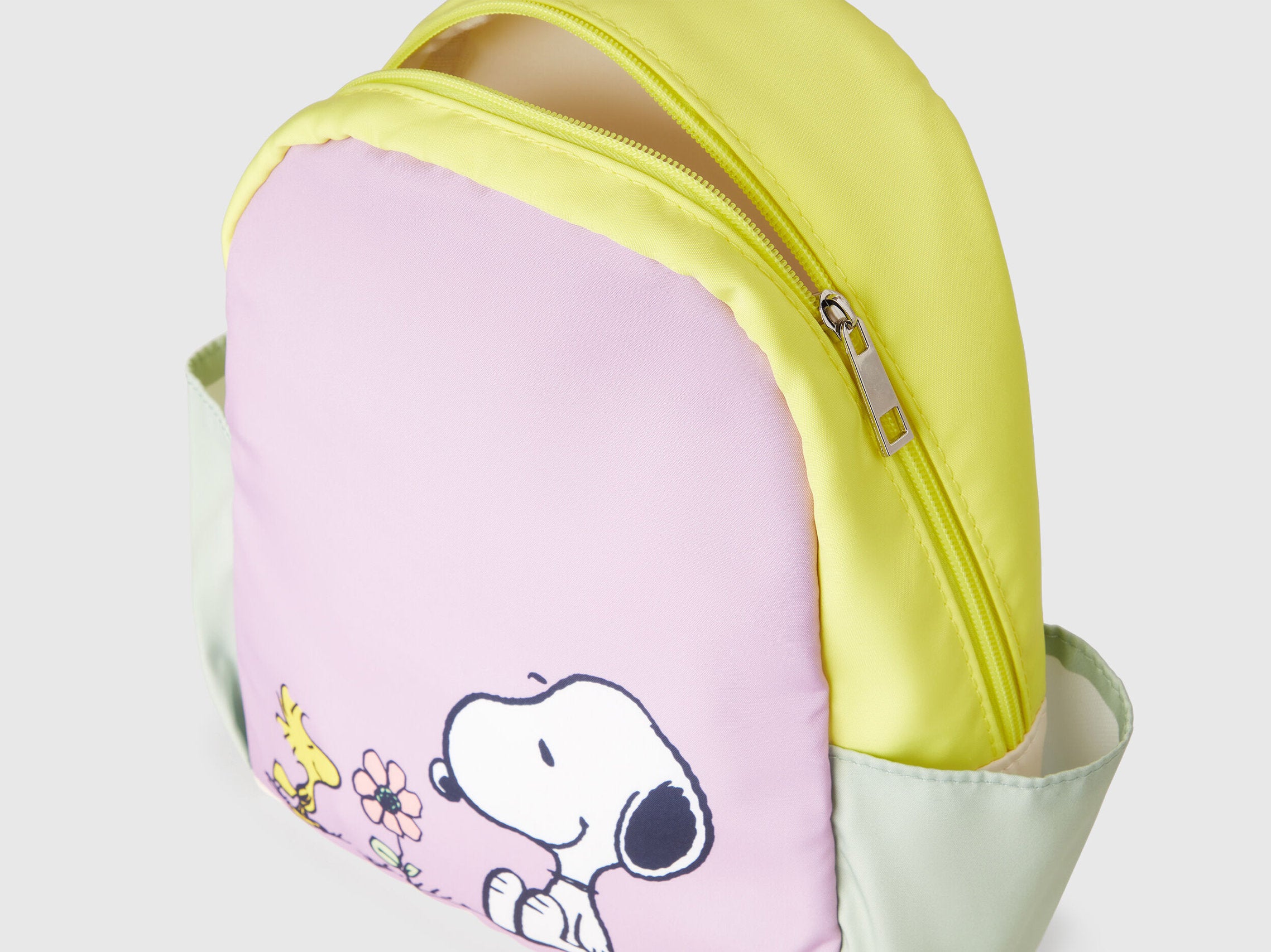 Benetton_Snoopy ©Peanuts Backpack_6YLQGY00N_07W_03