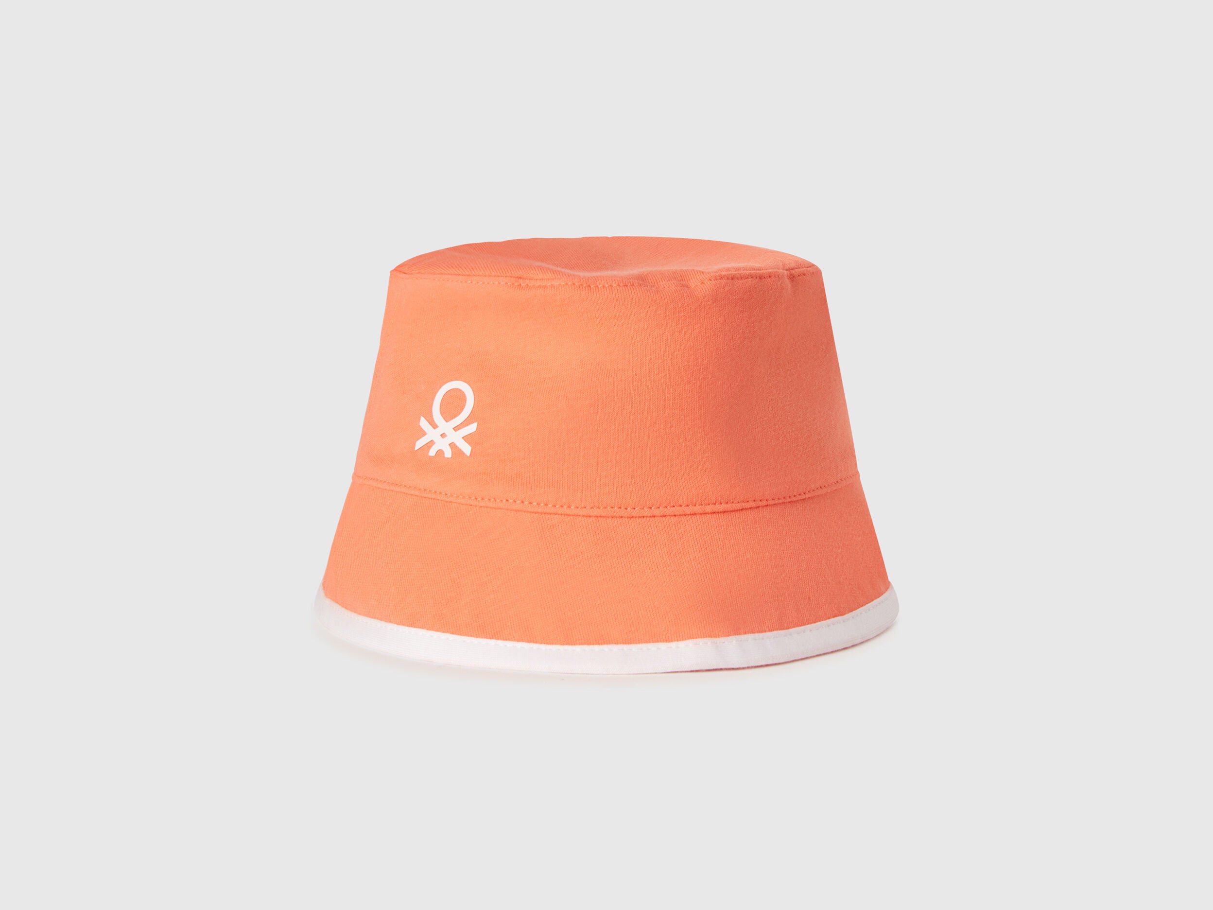 Benetton_Reversible Hat with Floral Print_6YPLGA01G_34Z_01