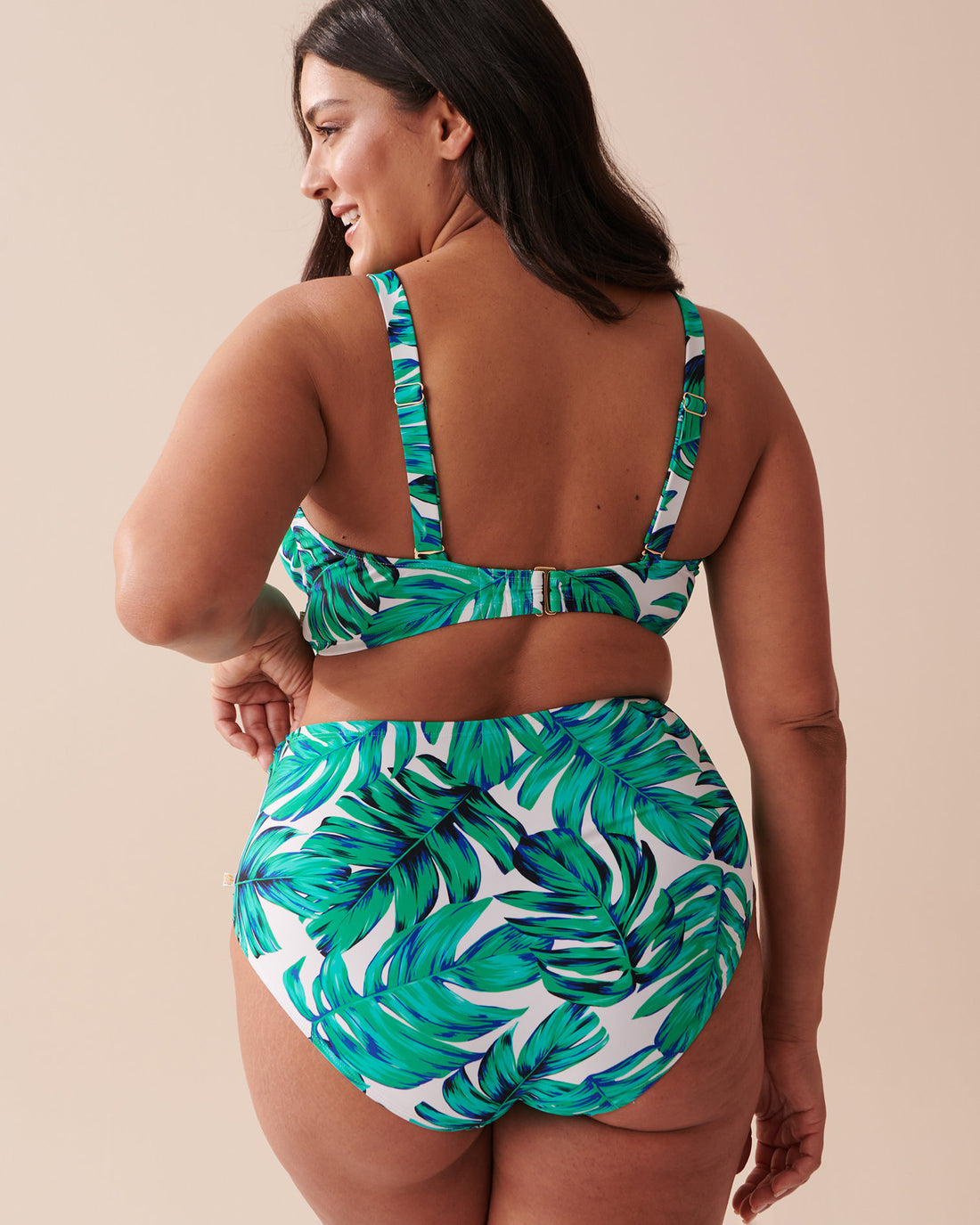 Dcup Bralette Bottoms_70200121_P10365_02