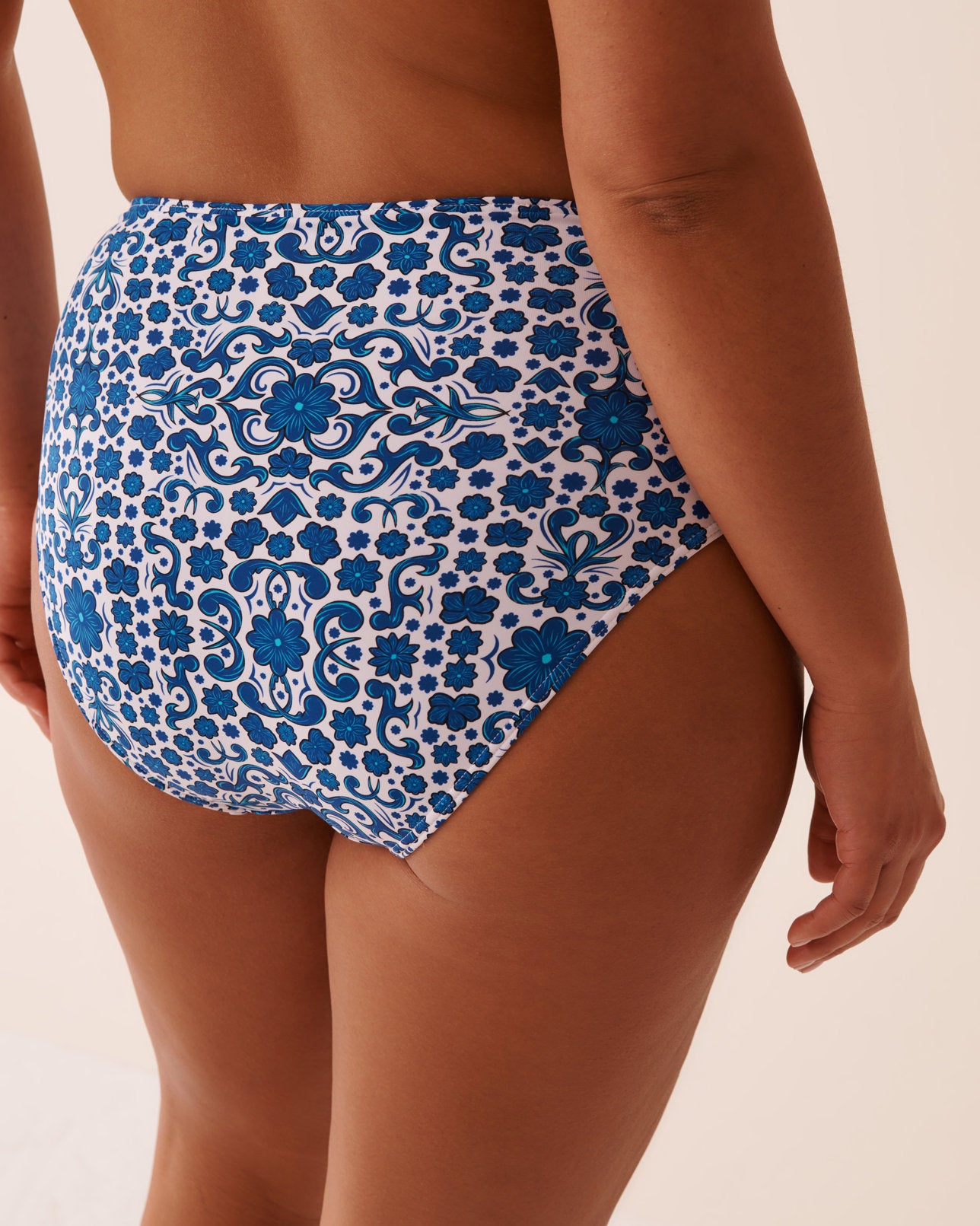 La Vie en Rose_Mediterranean Tile High Waist Bikini Bottom_70300738_P10493_05