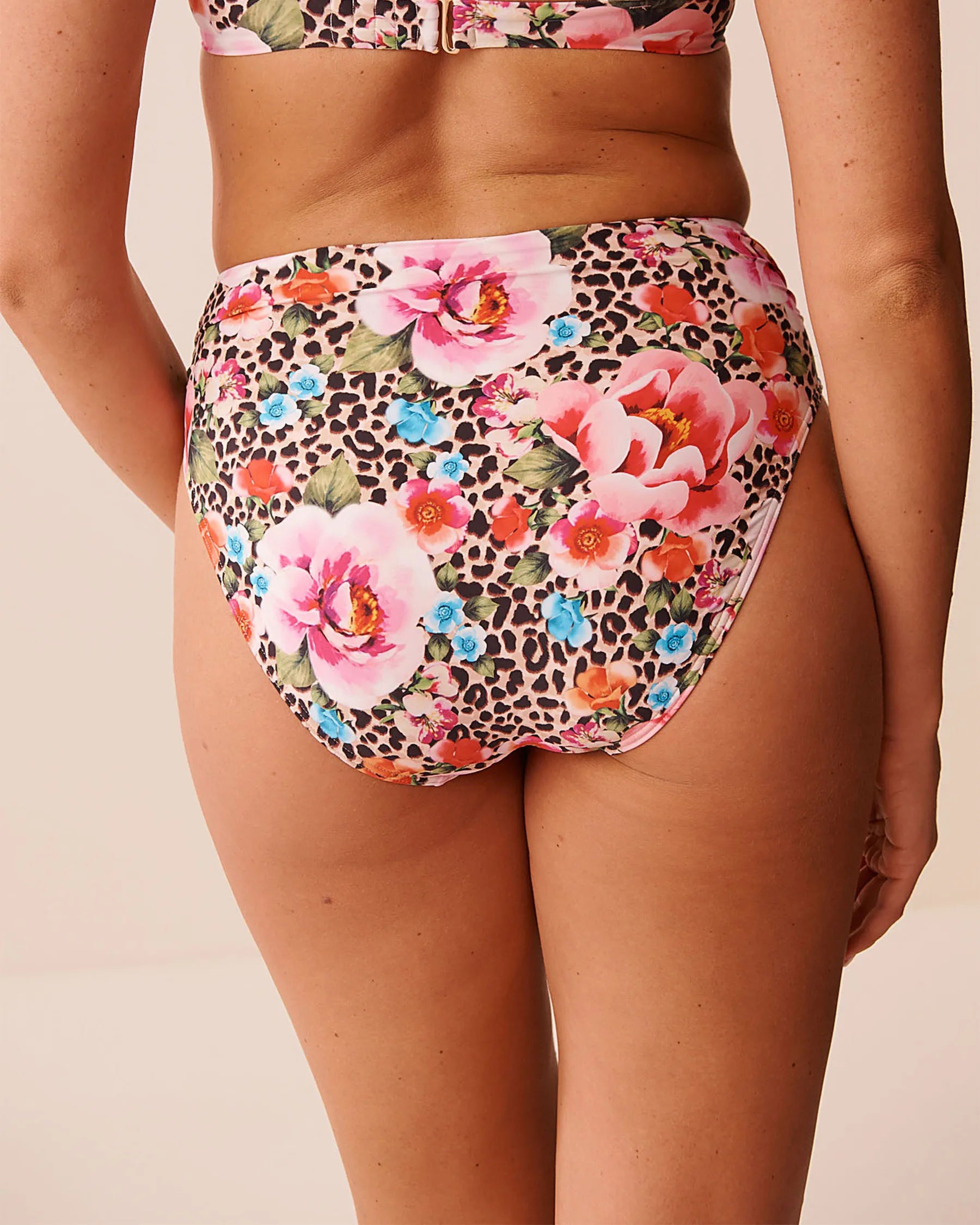 La Vie en Rose Capri Women FLORAL LEOPARD Draped Mid Waist Bikini Bottom SKU: 70300858_P20084 Image 02