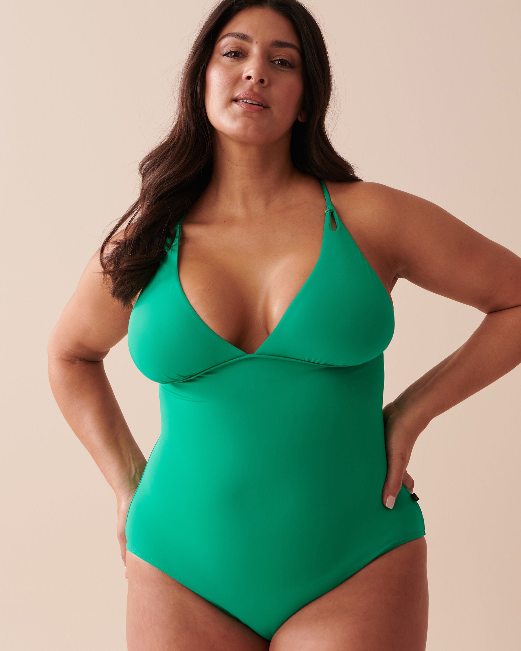 Onepc Triangle Tops_70400113_30095_01