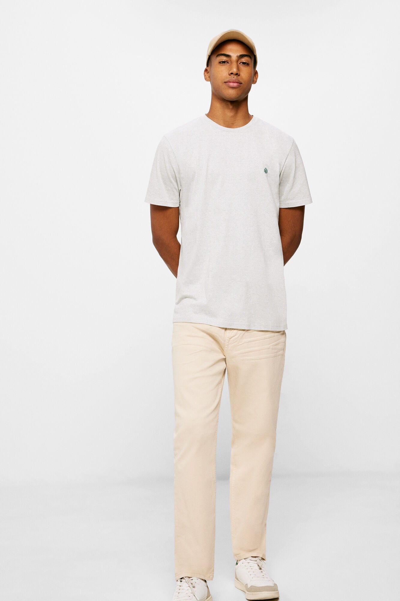 Crew Neck T Shirt With Logo_7122251_27_03