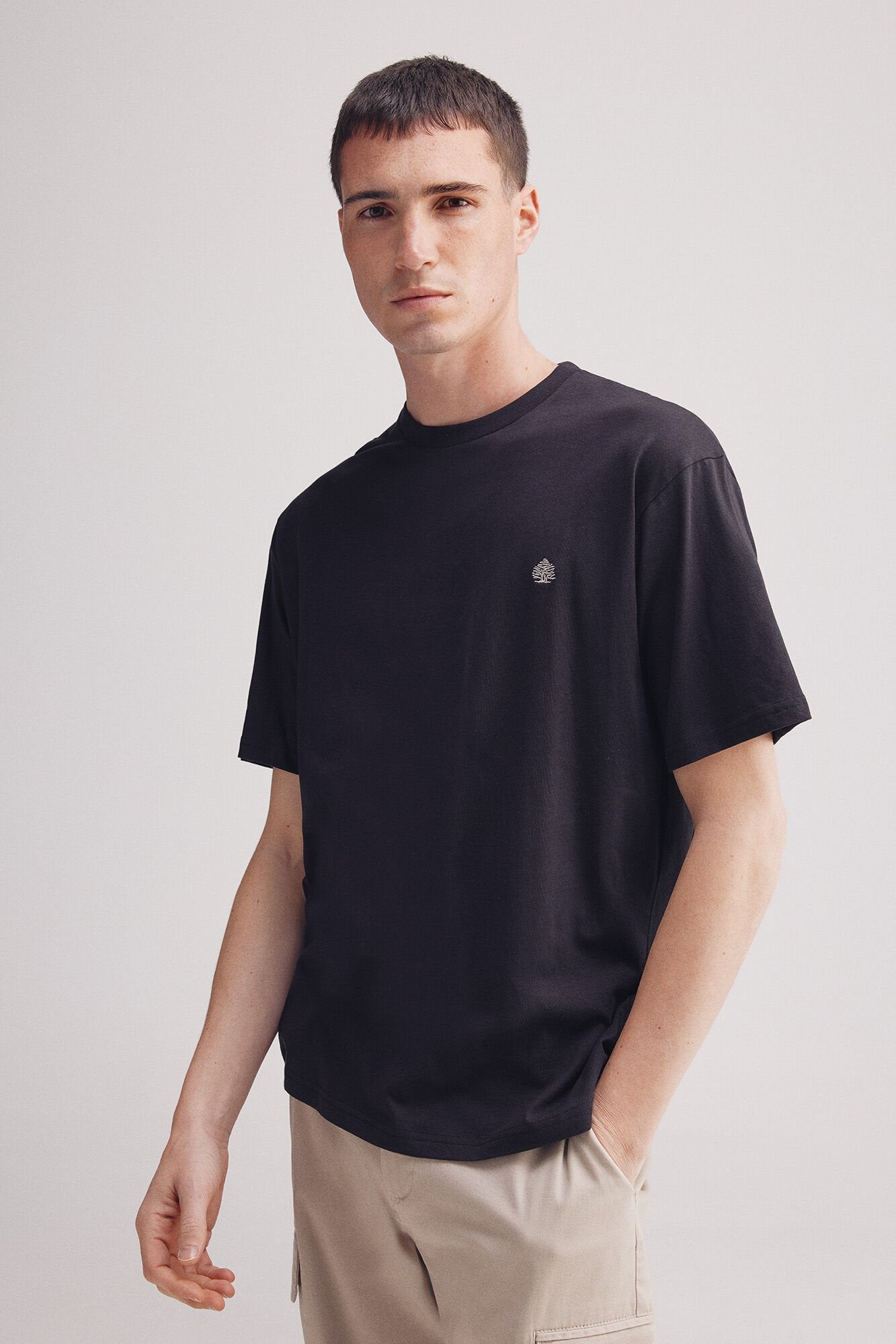 Springfield_Basic Round Neck T-Shirt_7122295_01_01