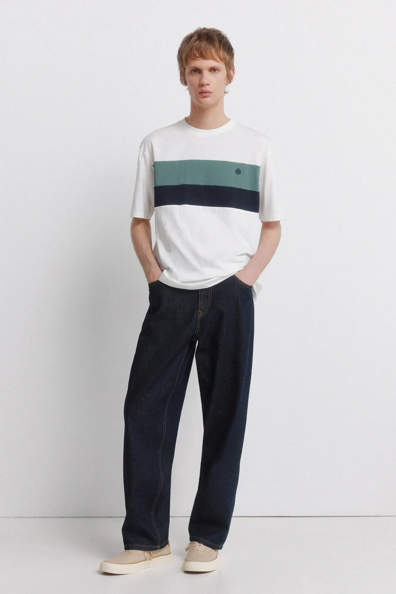Springfield White Men T-Shirt Cuts SKU: 7122311_96 Image 03
