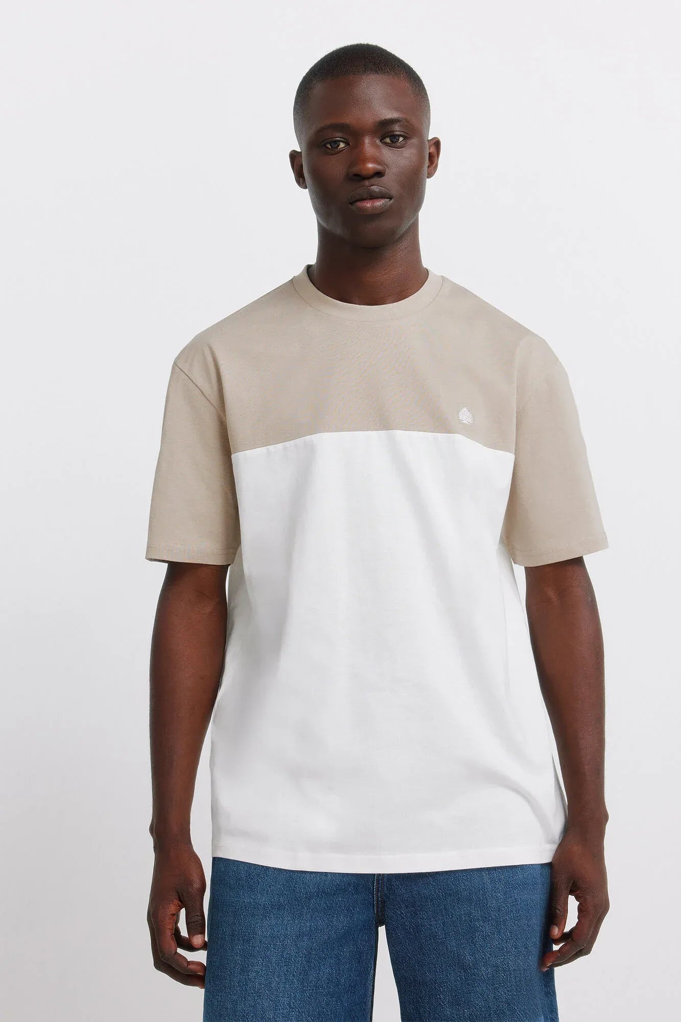 Springfield Beige Men Color Block T-Shirt SKU: 7122317_36 Image 01