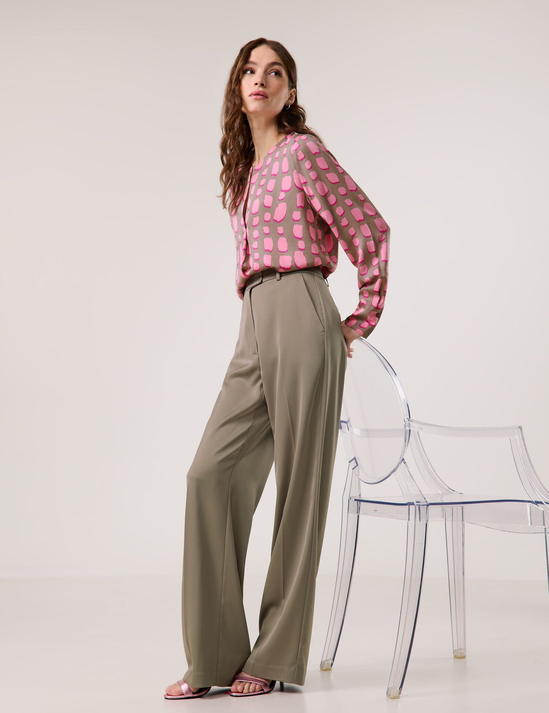 Taifun_Elegant Trousers with a Wide Leg_720301-11102_7510_05