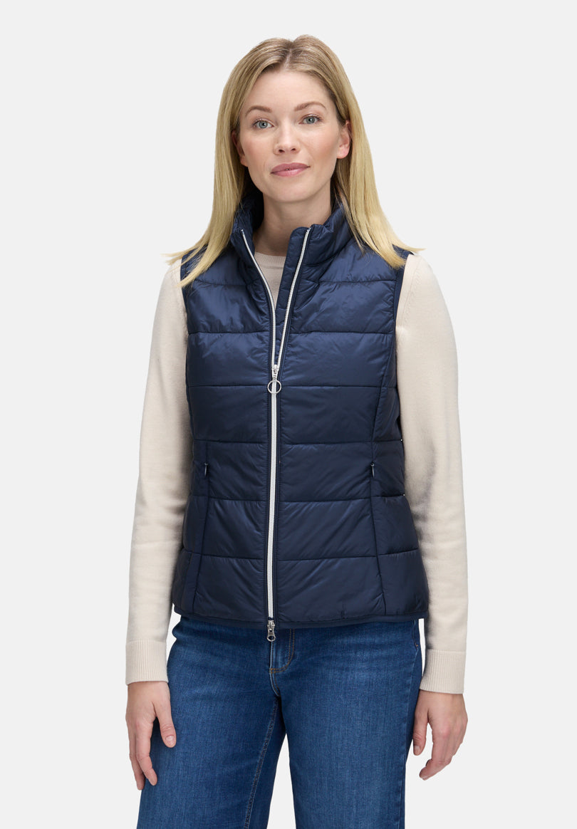 Betty Barclay_Dark Sky_Quilted Zip-Up Vest_7240-1040_8345_01