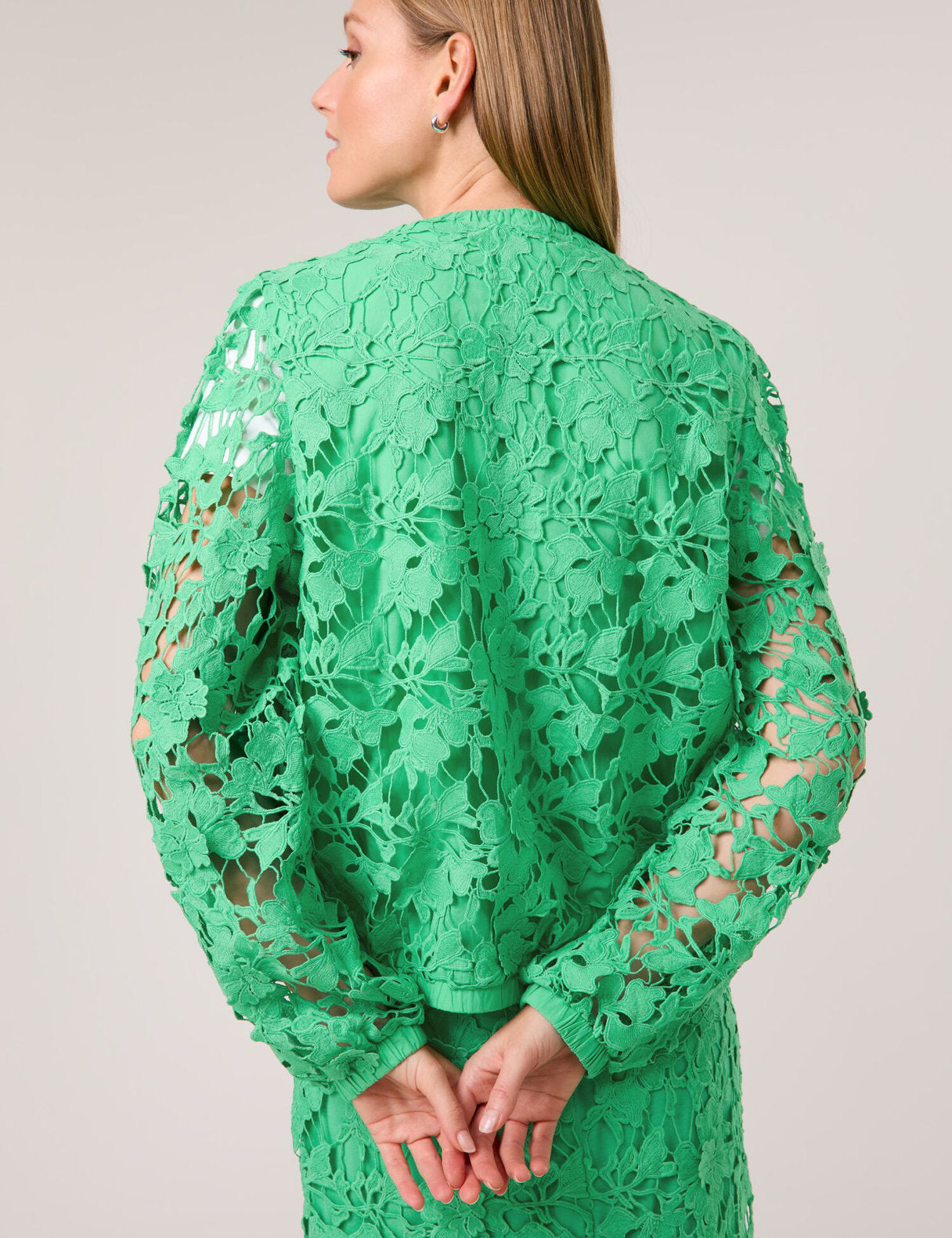 Taifun_Lace Bomber Jacket_731301-16125_5720_06