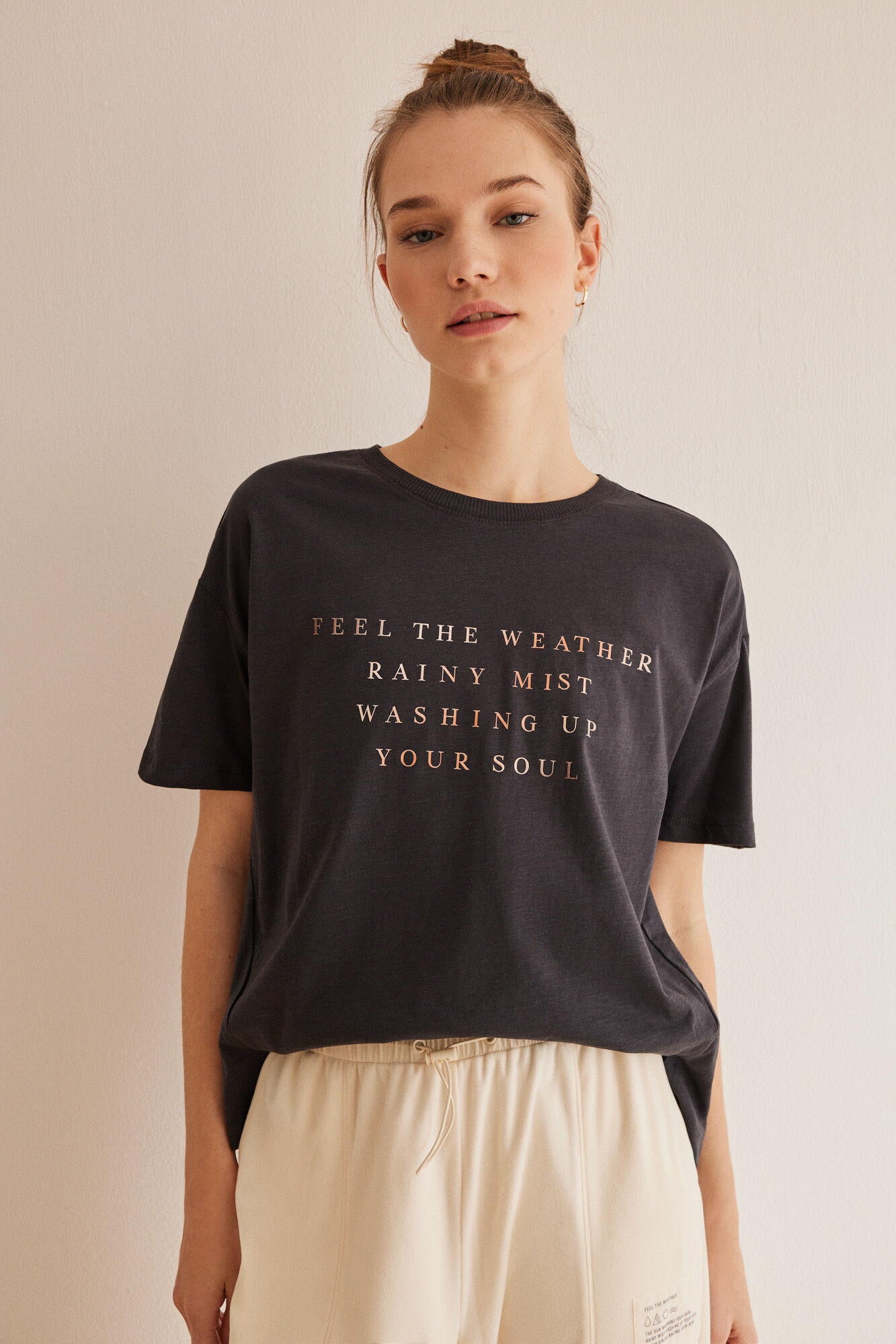 Short Sleeves T-Shirt_7667721_40_05