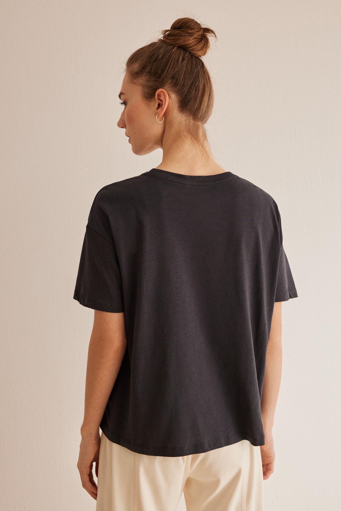 Short Sleeves T-Shirt_7667721_40_07
