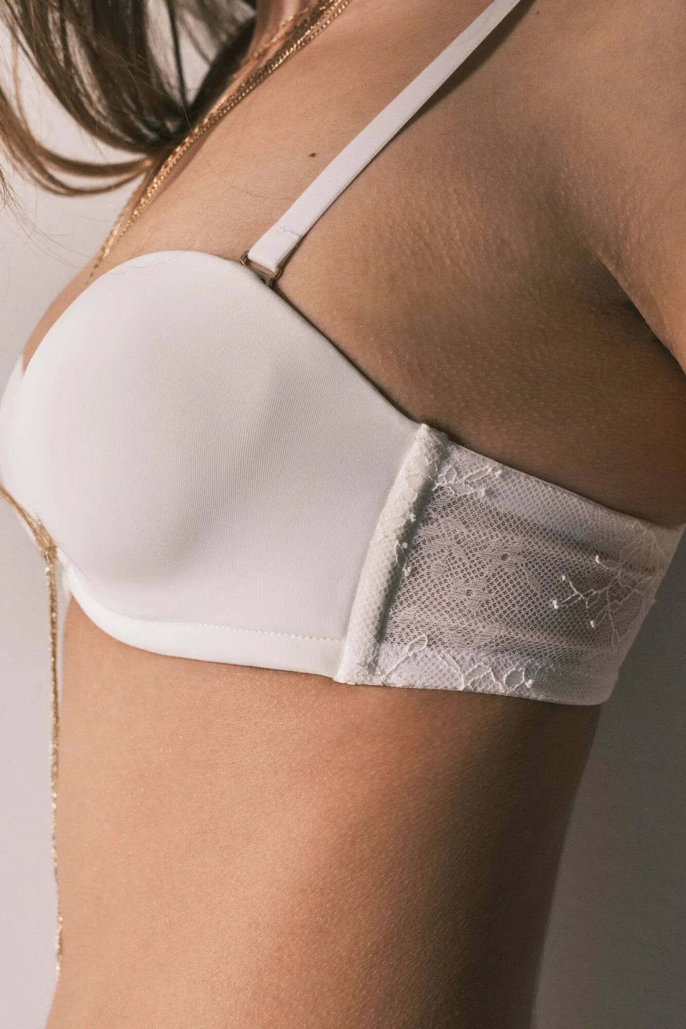 Women Secret_Ivory_Elegant Strapless Bra in Different Cup Sizes_7913067_96_02