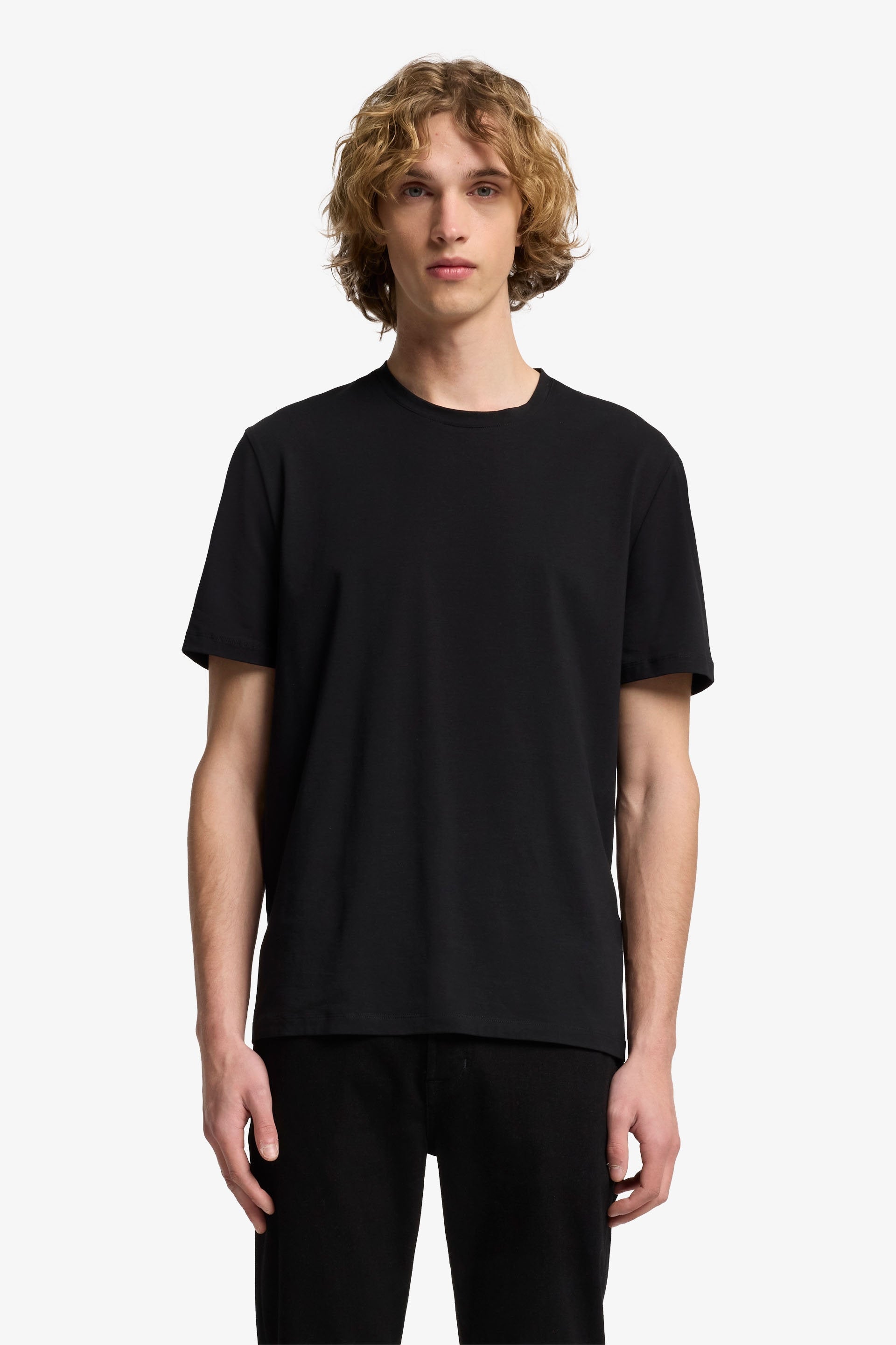 7 For All Mankind_T-Shirt Luxe Performance Black_7MR01237-BLK_BLK_02