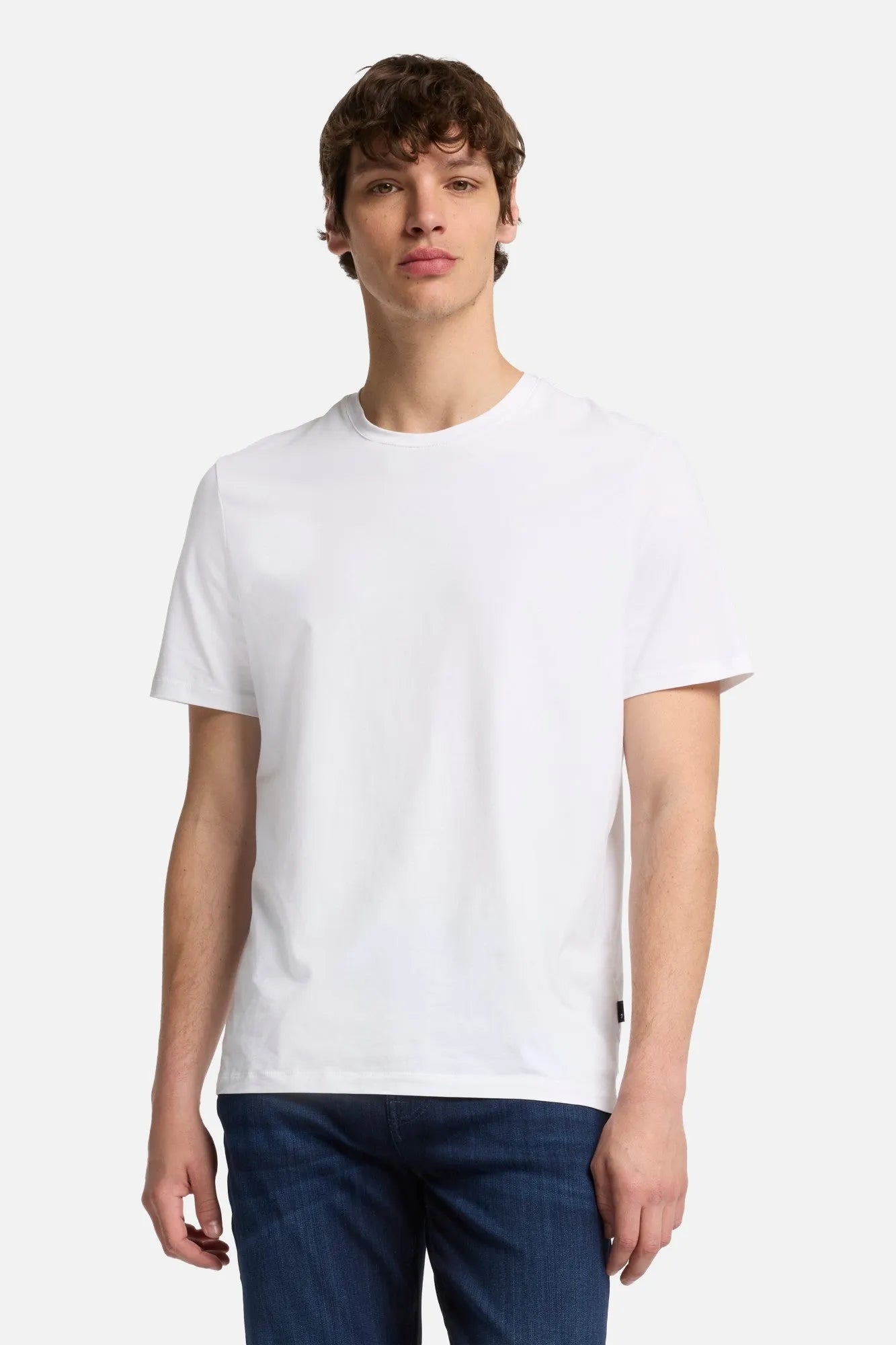 7 For All Mankind White Men Tee in Luxe Performance SKU: 7MR01237_WHT Image 03