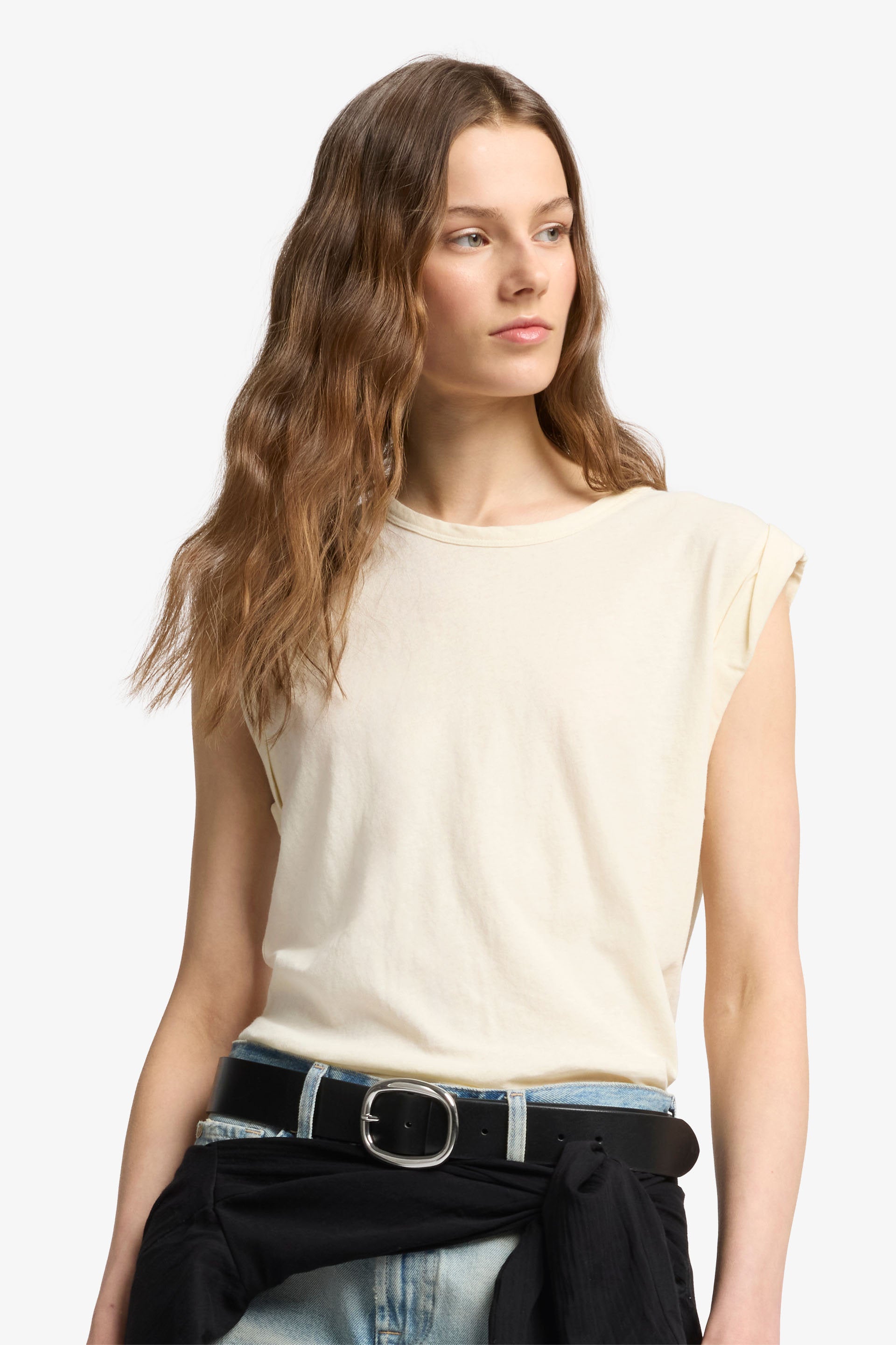 7 For All Mankind_Muscle Tee Linen Ivory_7N007F67-IVO_IVO_04