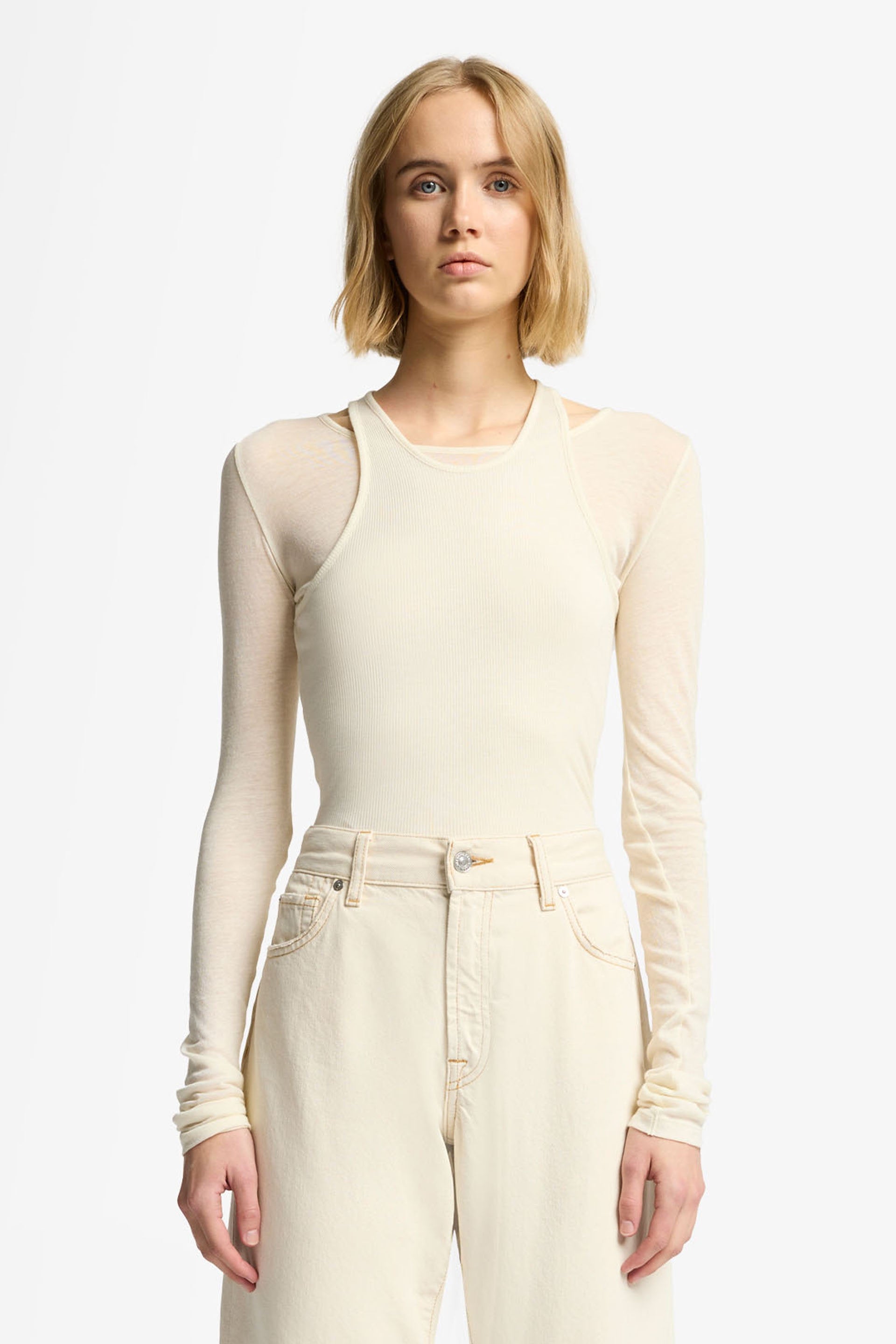 7 For All Mankind_Straight Trouser Mankind Solitary Star_7N378E33-SIY_SIY_02