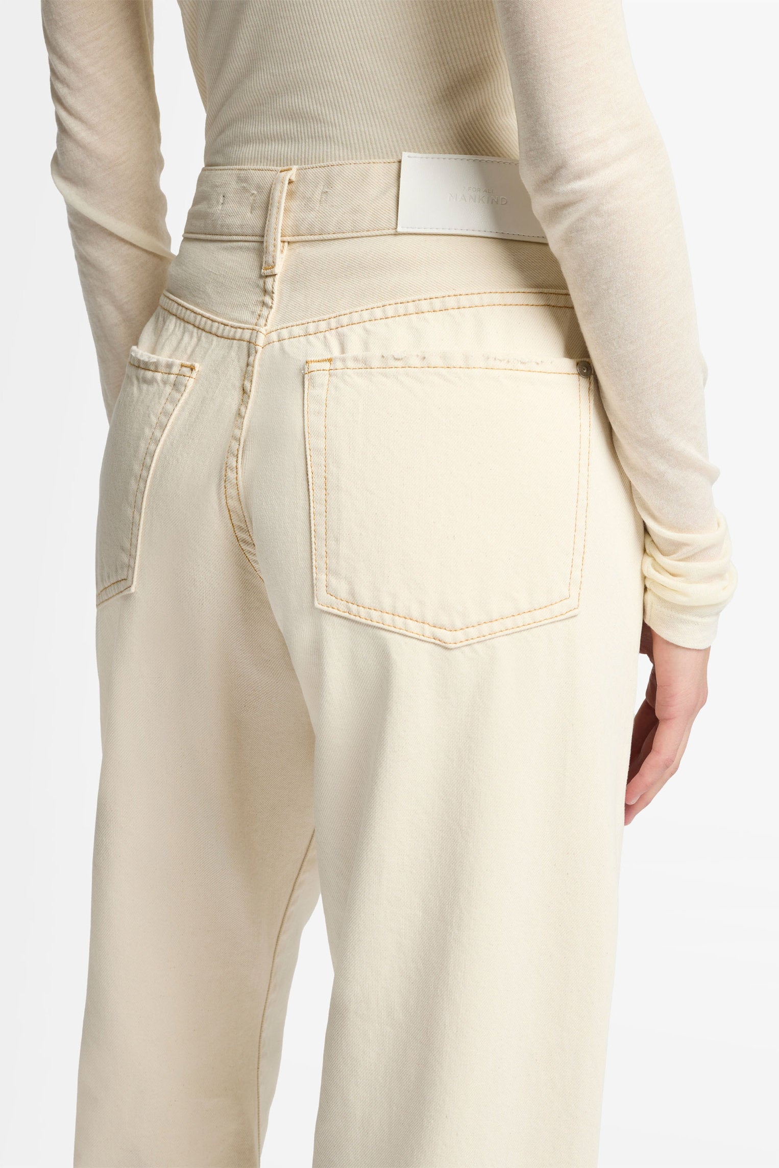 7 For All Mankind_Straight Trouser Mankind Solitary Star_7N378E33-SIY_SIY_07