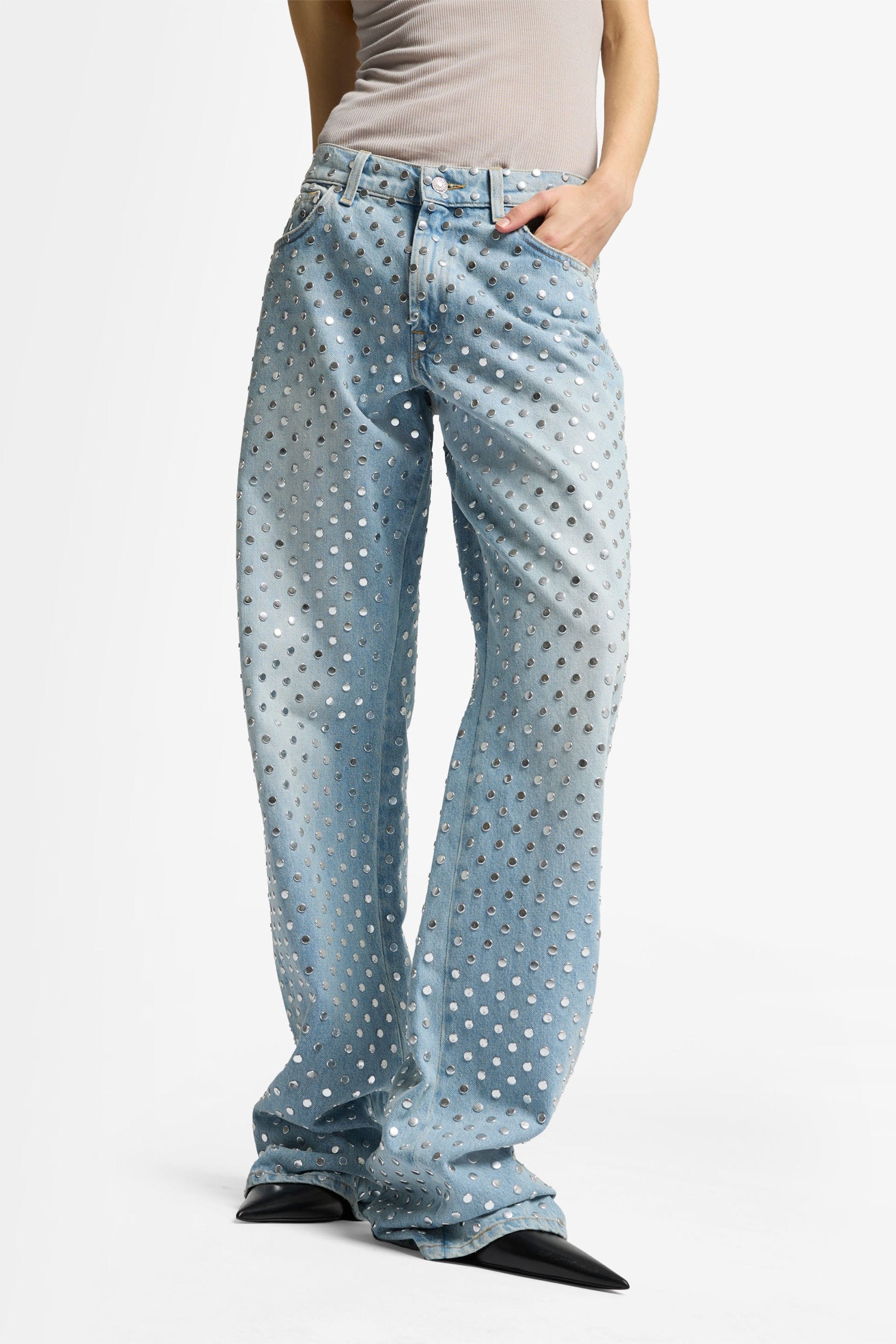 7 For All Mankind_Studded Straight Mankind Bleach_7N378E35-BHL_BHL_05