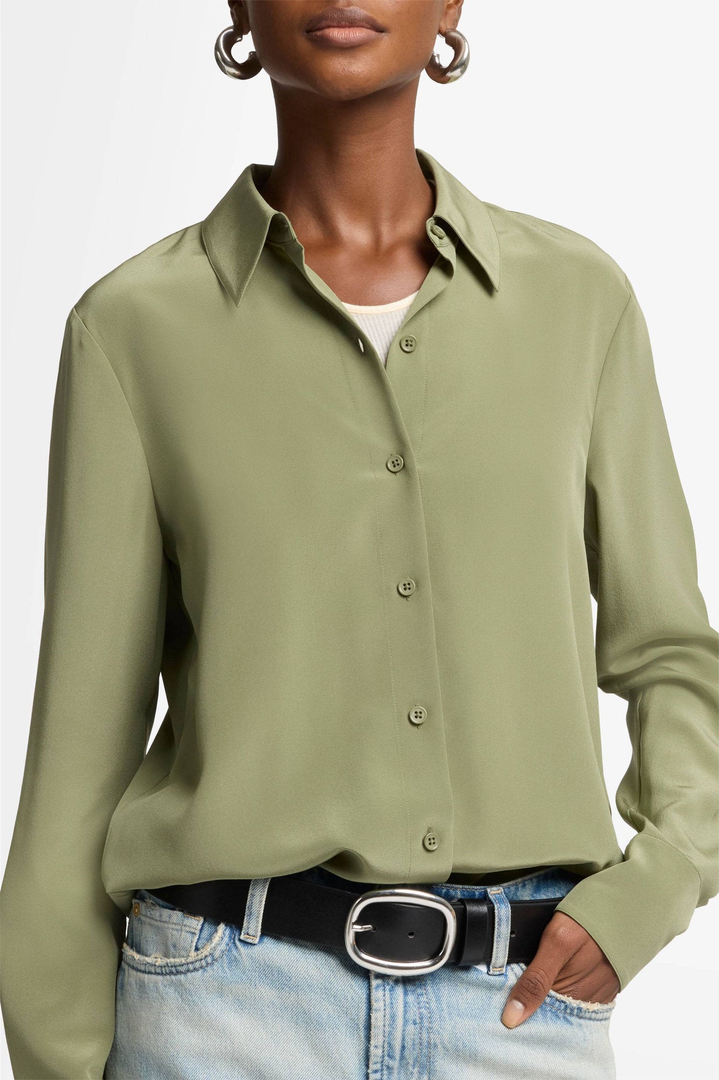 7 For All Mankind_LS Slim Fit Blouse Silk Army_7N589480-ARM_ARM_04