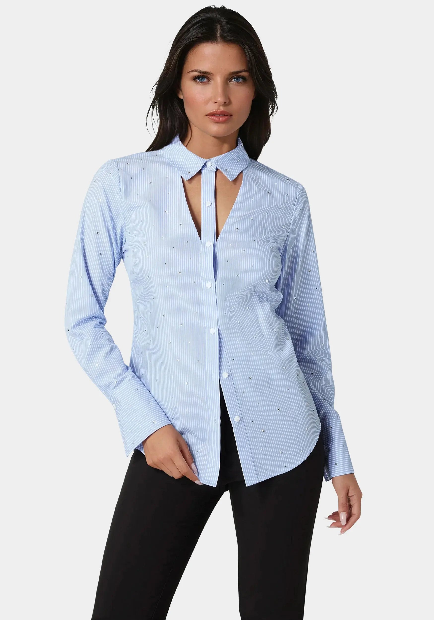 Bebe_Cutout Rhinestone Poplin Blouse_7SWL0223BE_CLEAR SKY_01