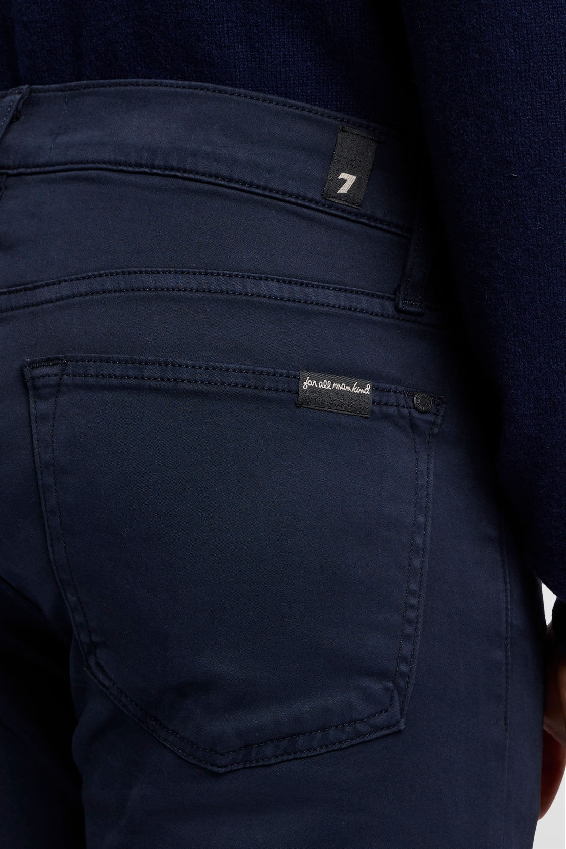 7 For All Mankind_Slimmy Luxe Performance Navy_7T036V60-EBL_EBL_05