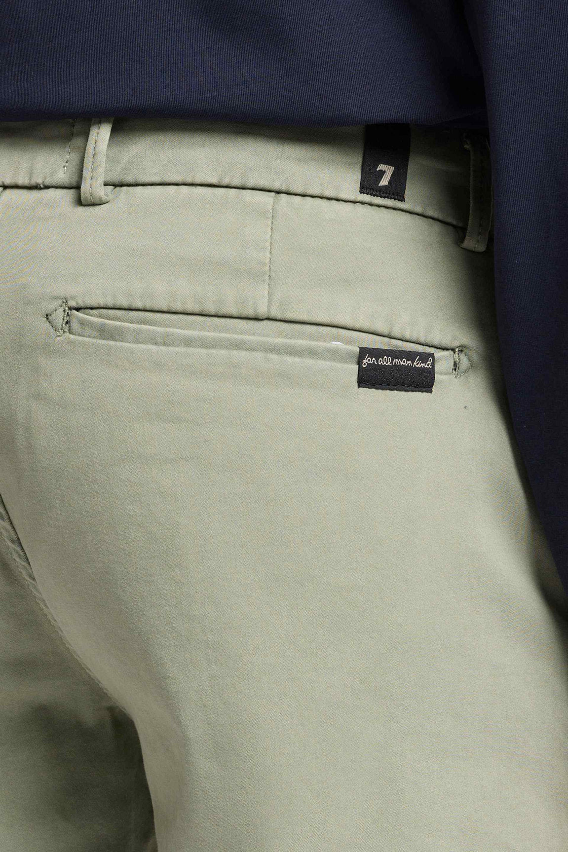 7 For All Mankind_Slimmy Shorts Sateen Russel_7T105T49-SSS_SSS_04