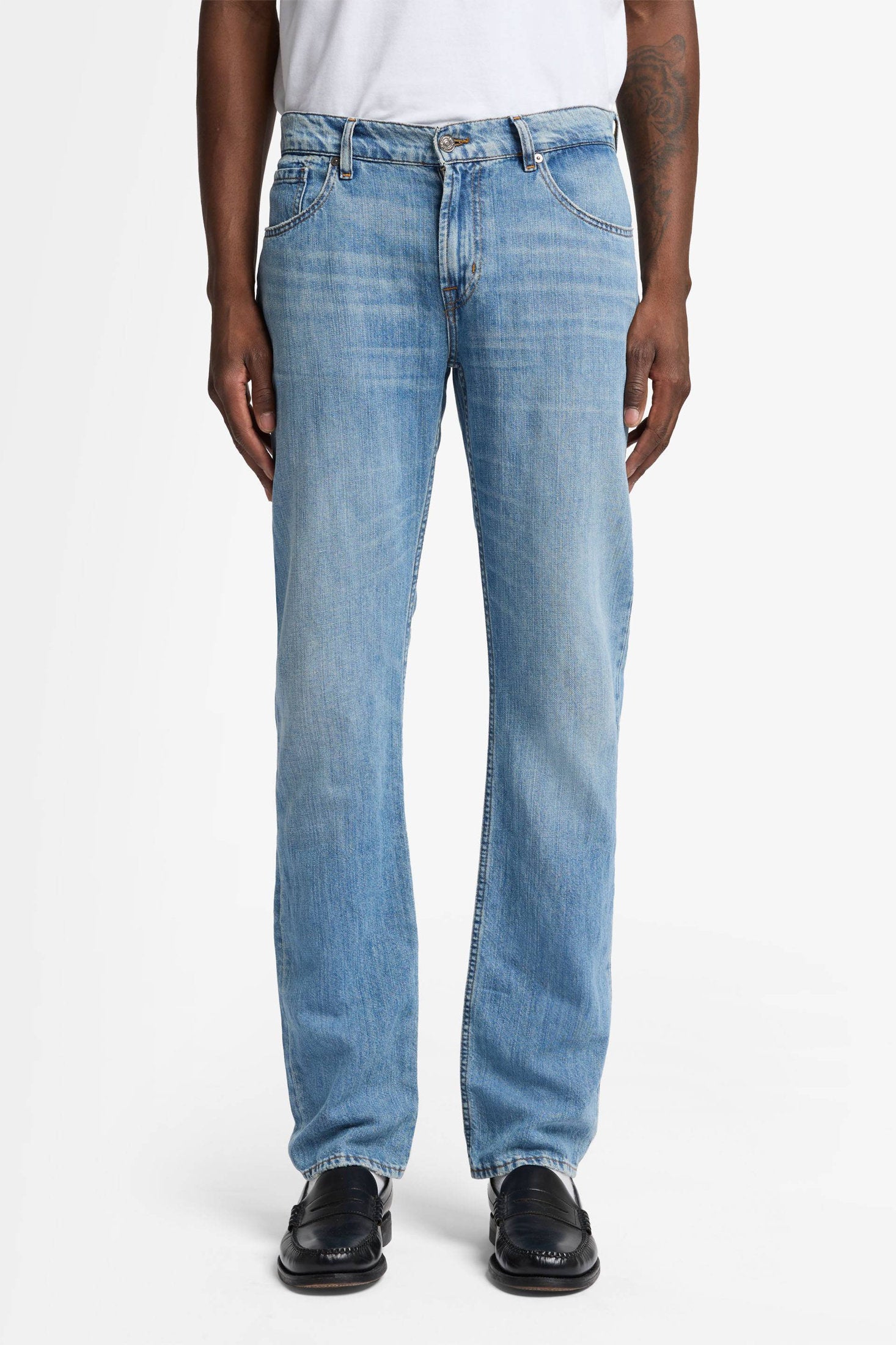 7 For All Mankind_The Straight Station_7T121U03-TAT_TAT_02