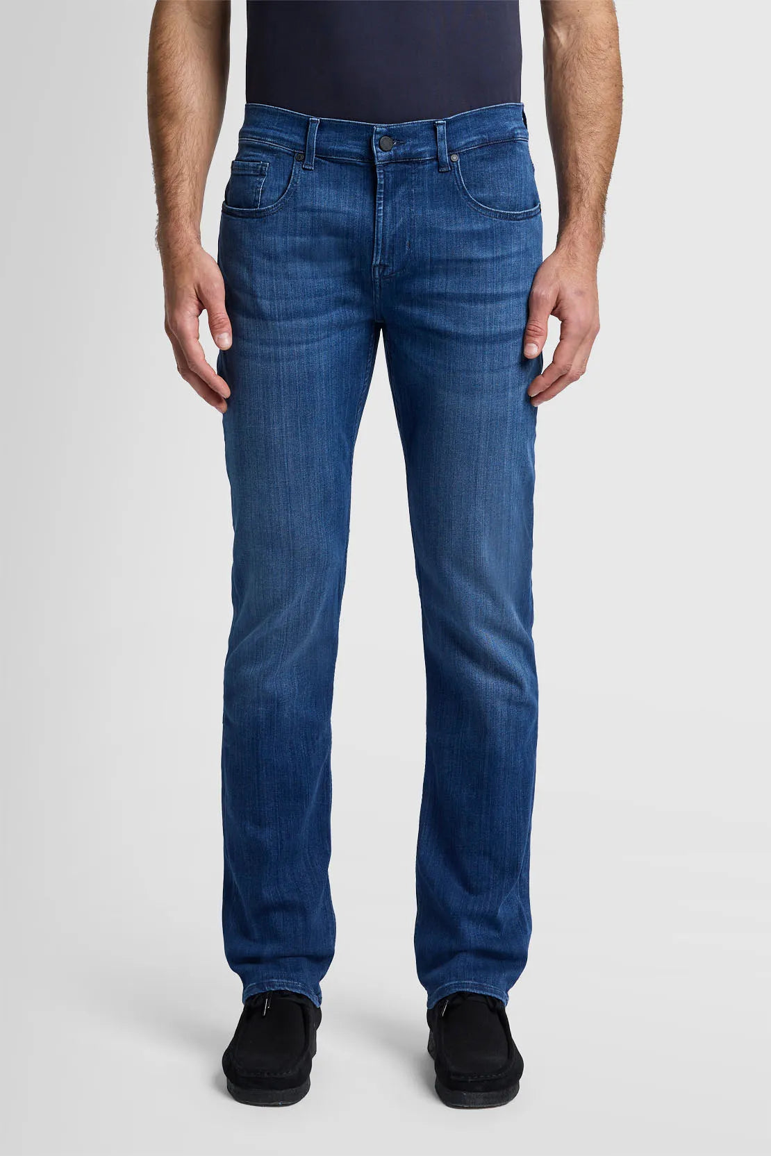 7 For All Mankind_Mid Blue_Standard in Luxe Performance_7T519A23_MID_02