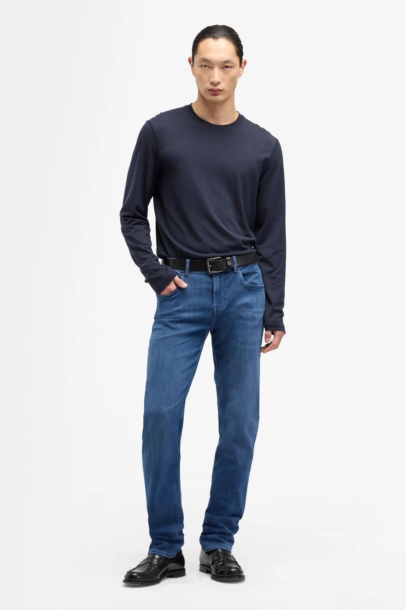 7 For All Mankind Mid Blue Men Standard in Luxe Performance SKU: 7T519A23_MID Image 02