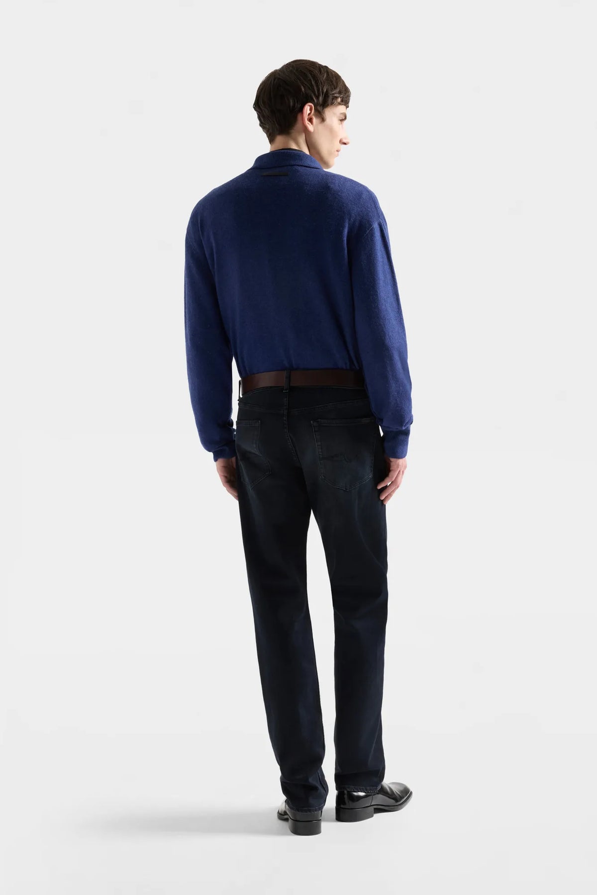 7 For All Mankind Black Men Standard in Luxe Performance SKU: 7TE10C51_3LJ Image 04