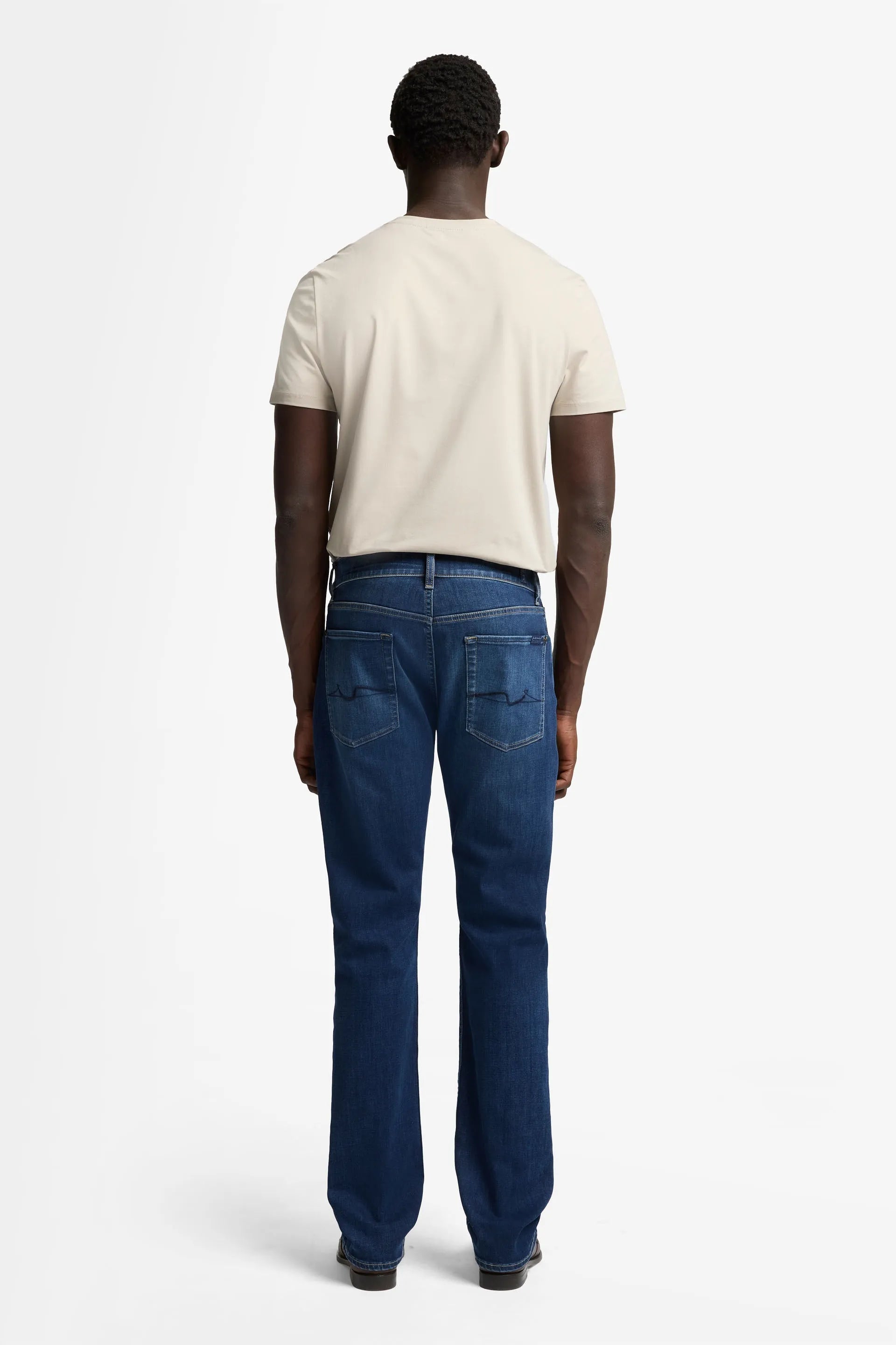 7 For All Mankind_Mid Blue_The Straight in Luxe Performance_7TE70B80_1DP_04