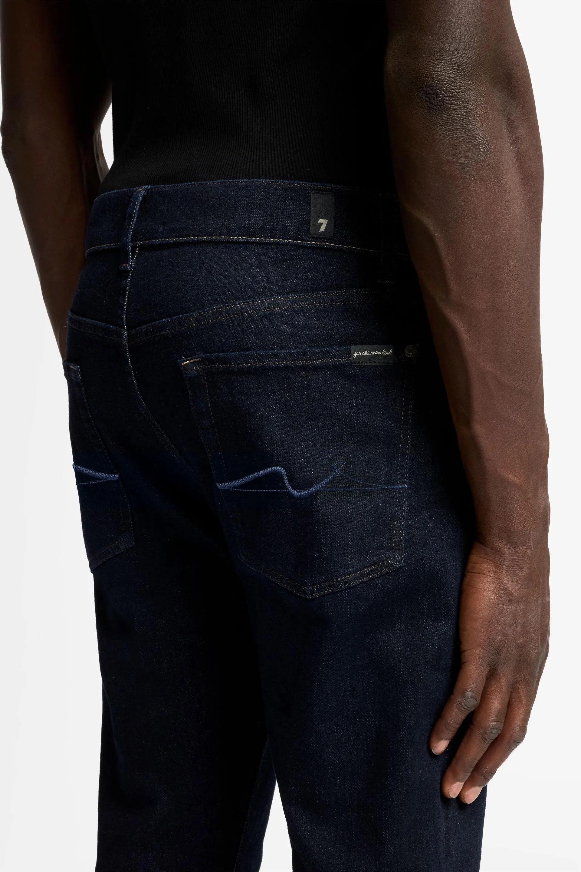 7 For All Mankind_Dark Blue_The Straight in Luxe Performance_7TE70C42_1C0_03
