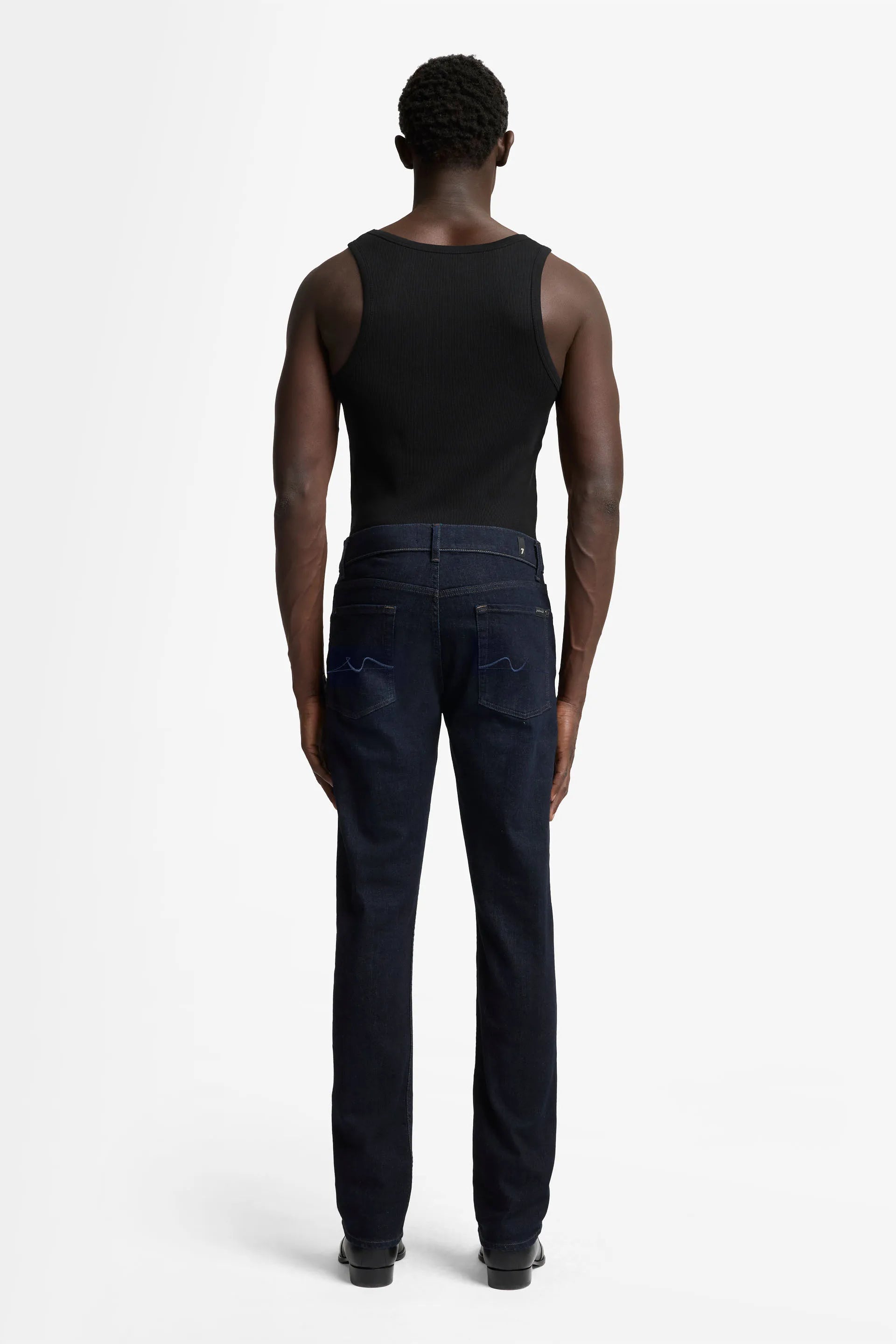 7 For All Mankind_Dark Blue_The Straight in Luxe Performance_7TE70C42_1C0_04