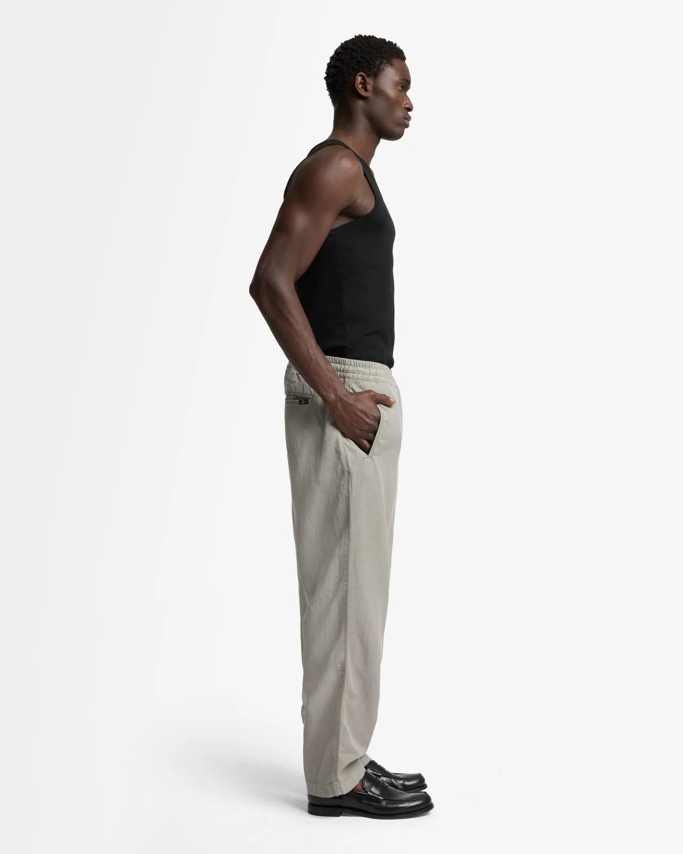 7 For All Mankind_Sage_JOGGER PANT in Linen Blend_7TI50E41_AGE_02