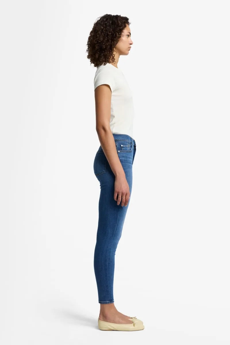 7 For All Mankind_Mid Blue_HIGH WAIST ANKLE SKINNY in Slim Illusion_7U001393_LOV_05