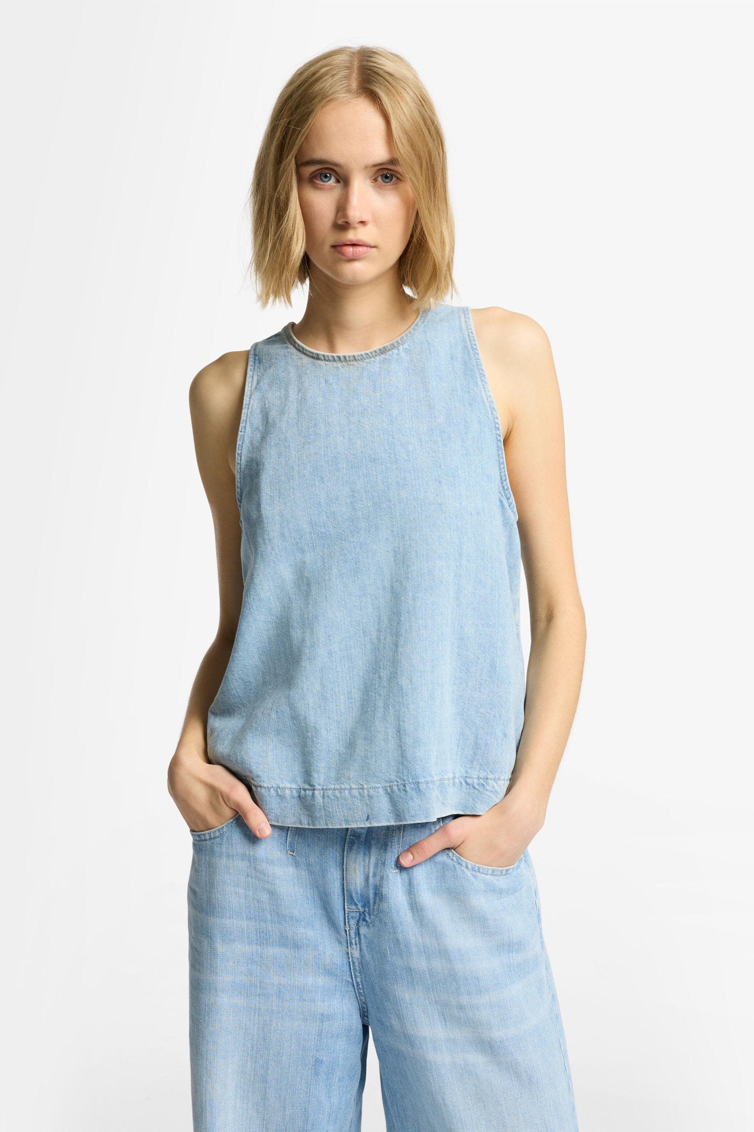 7 For All Mankind_Sleeveless Top Kansas_7U018U03-KNS_KNS_01