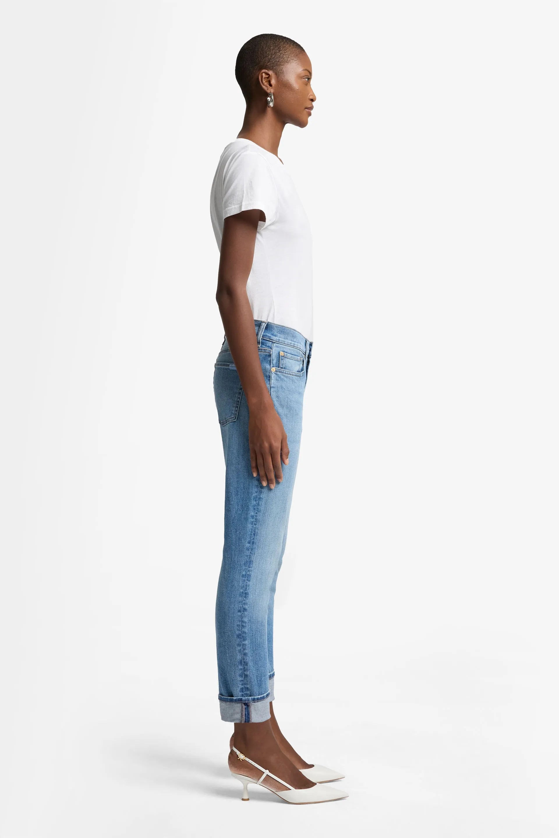 7 For All Mankind_Light Blue_Relaxed Skinny in Slim Illusion_7UC3044A_1BV_05
