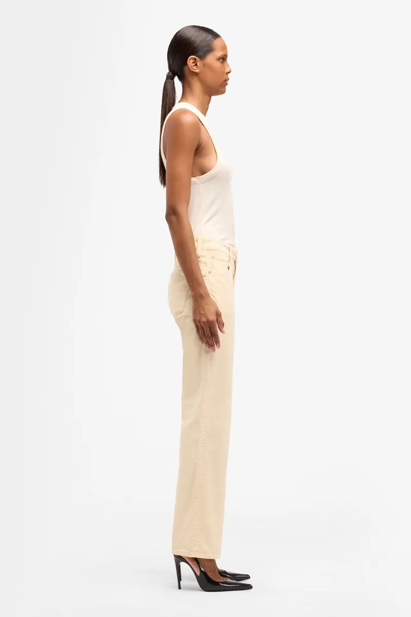 7 For All Mankind_White_Calie Straight in Corduroy_7UC90V64_EGH_05