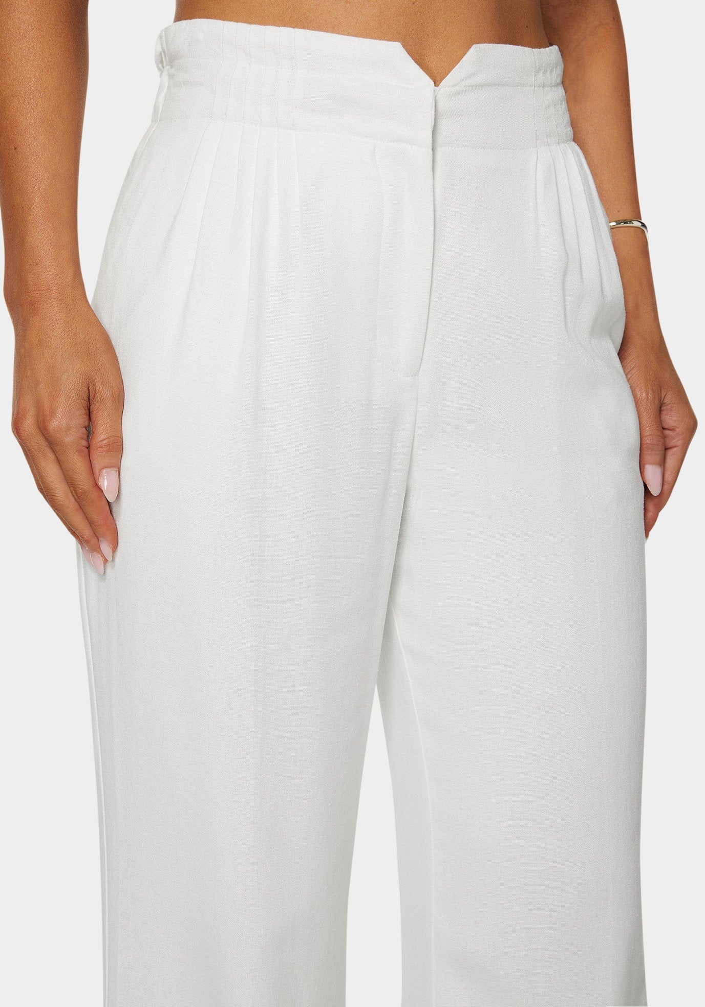Bebe_Linen High Waist Palazzo Leg Pant_7swp0358be_White Alyssum_04